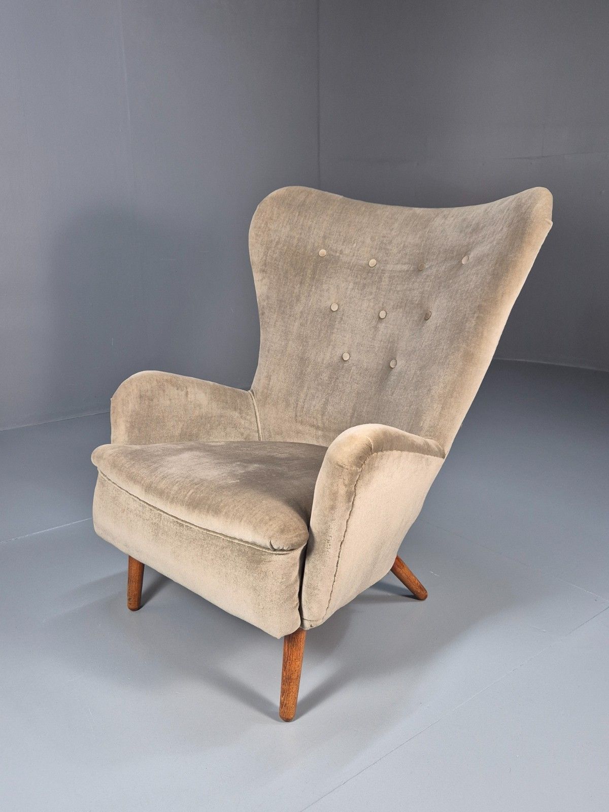 Vintage Earnest Race Da1 Wingback Armchair Green Velour Upholstery  Eb10288 Mnor photo furniture