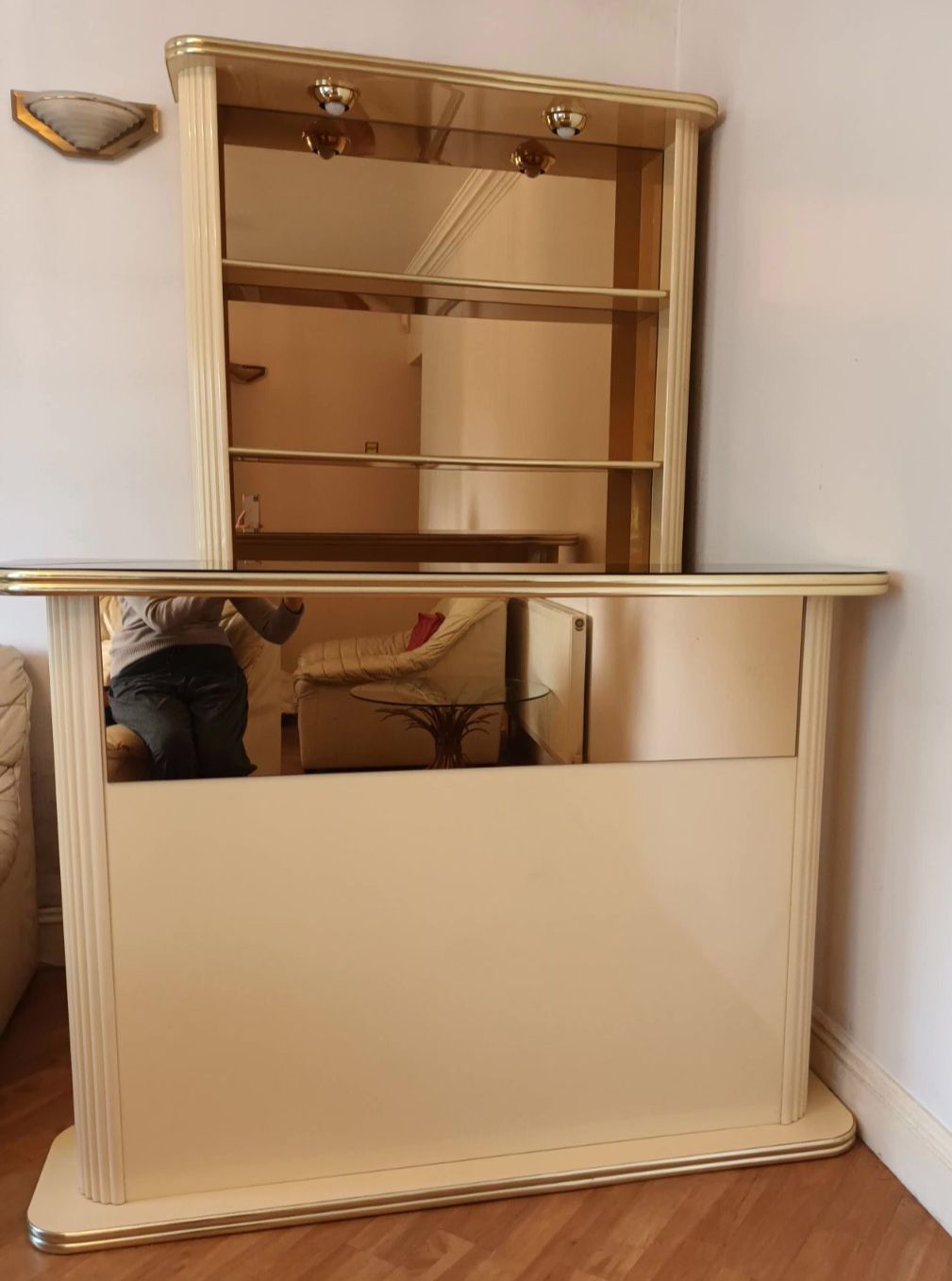 Spectacular Cream 80s Lacquer, Rose Tinted Mirror Italian Counter Bar & Cabinet