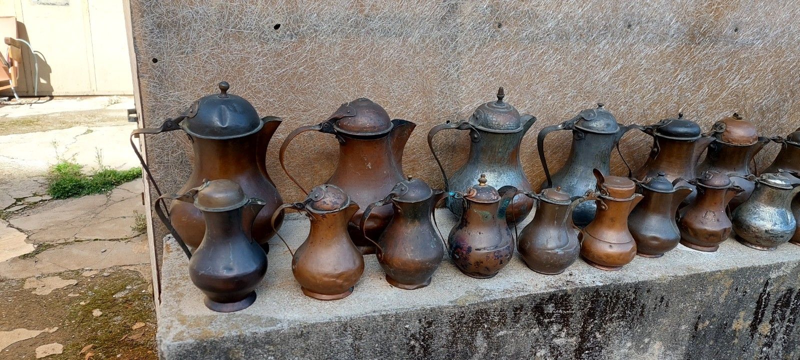 photo vinterior Rare Collection Of 22 Cuccume / Antique Copper Jars 18th/19th Century