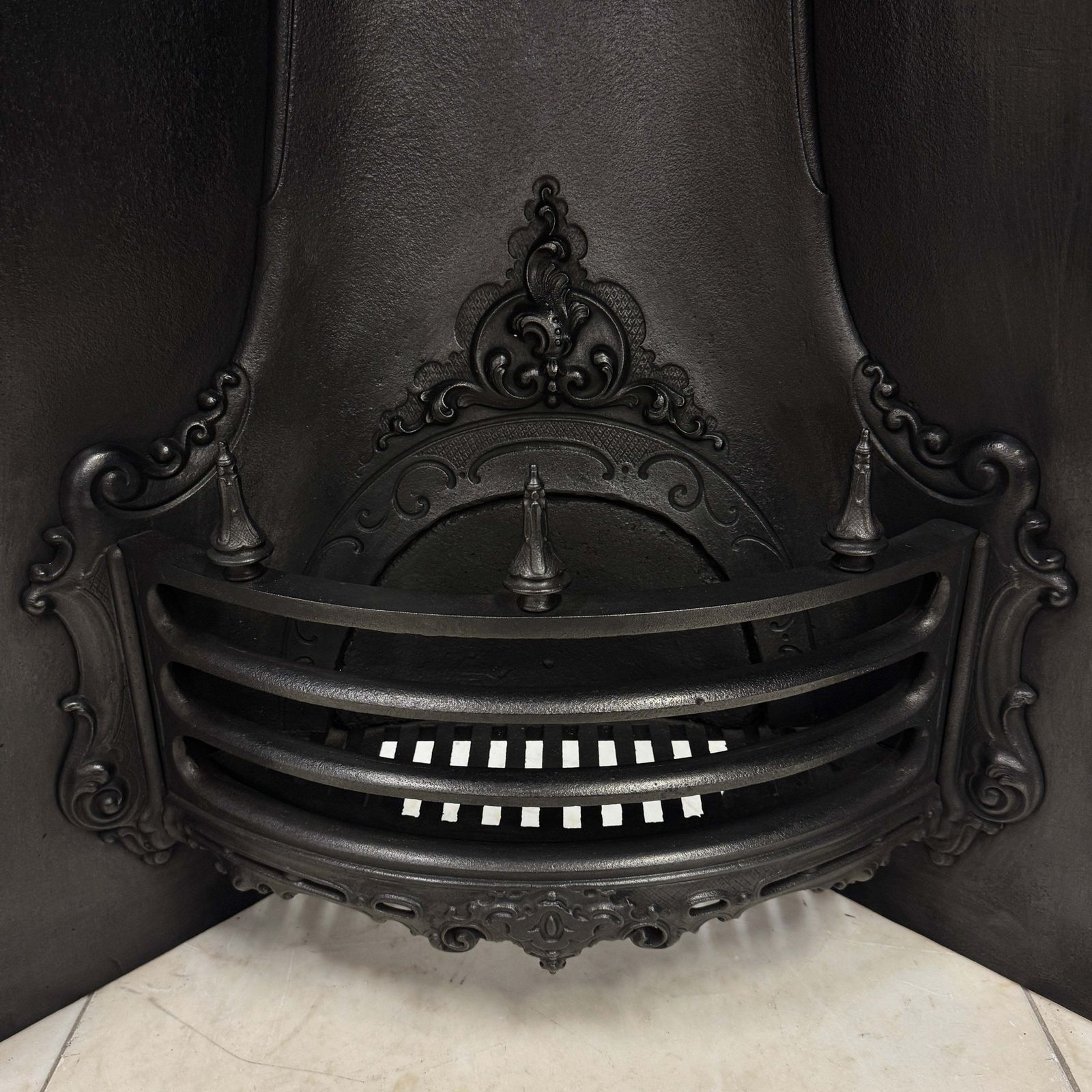 photo furniture Antique Ornate Victorian Cast Iron Insert