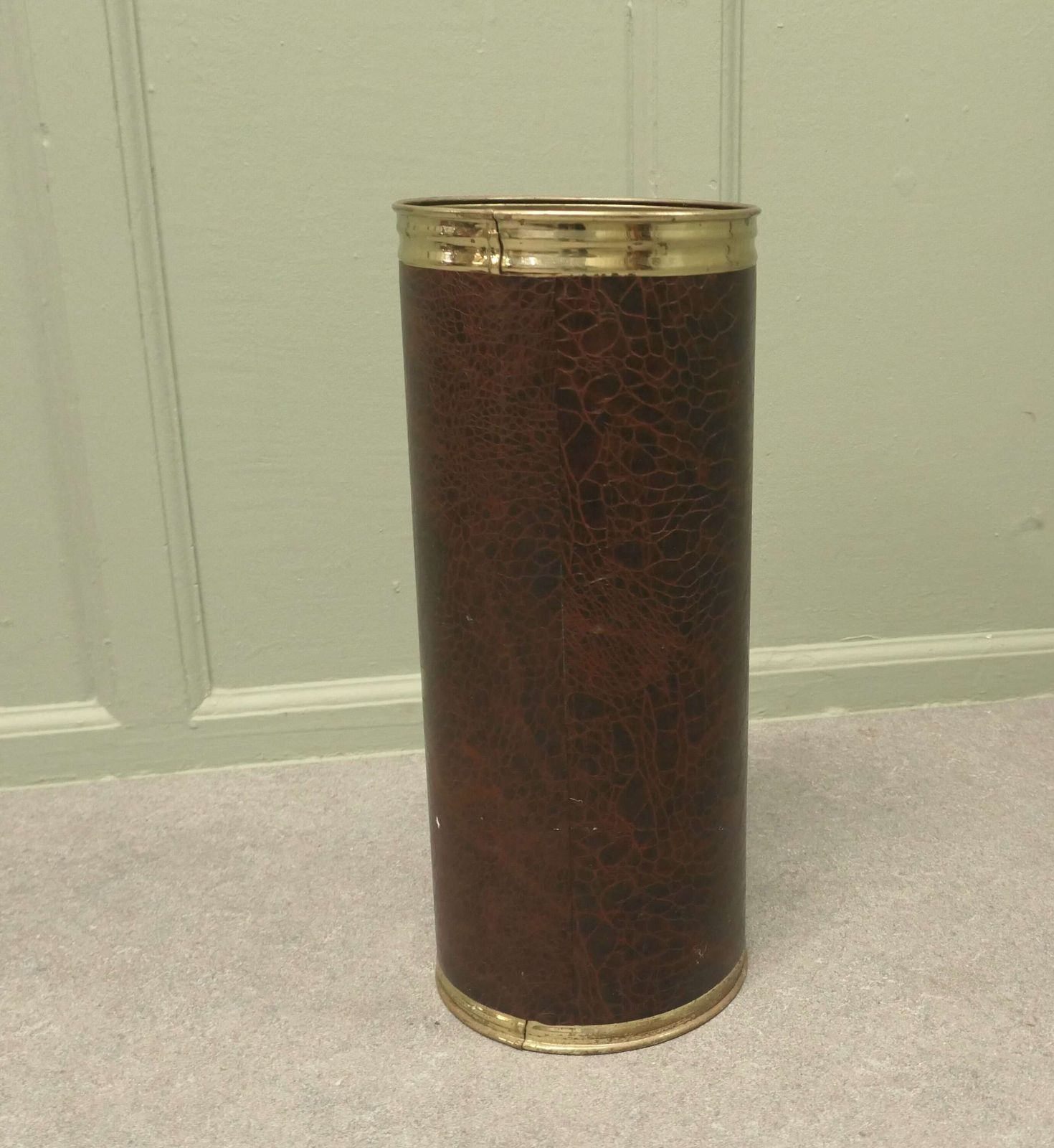 Mid Century Stick Stand Made In Brass And Leather photo Home Decor