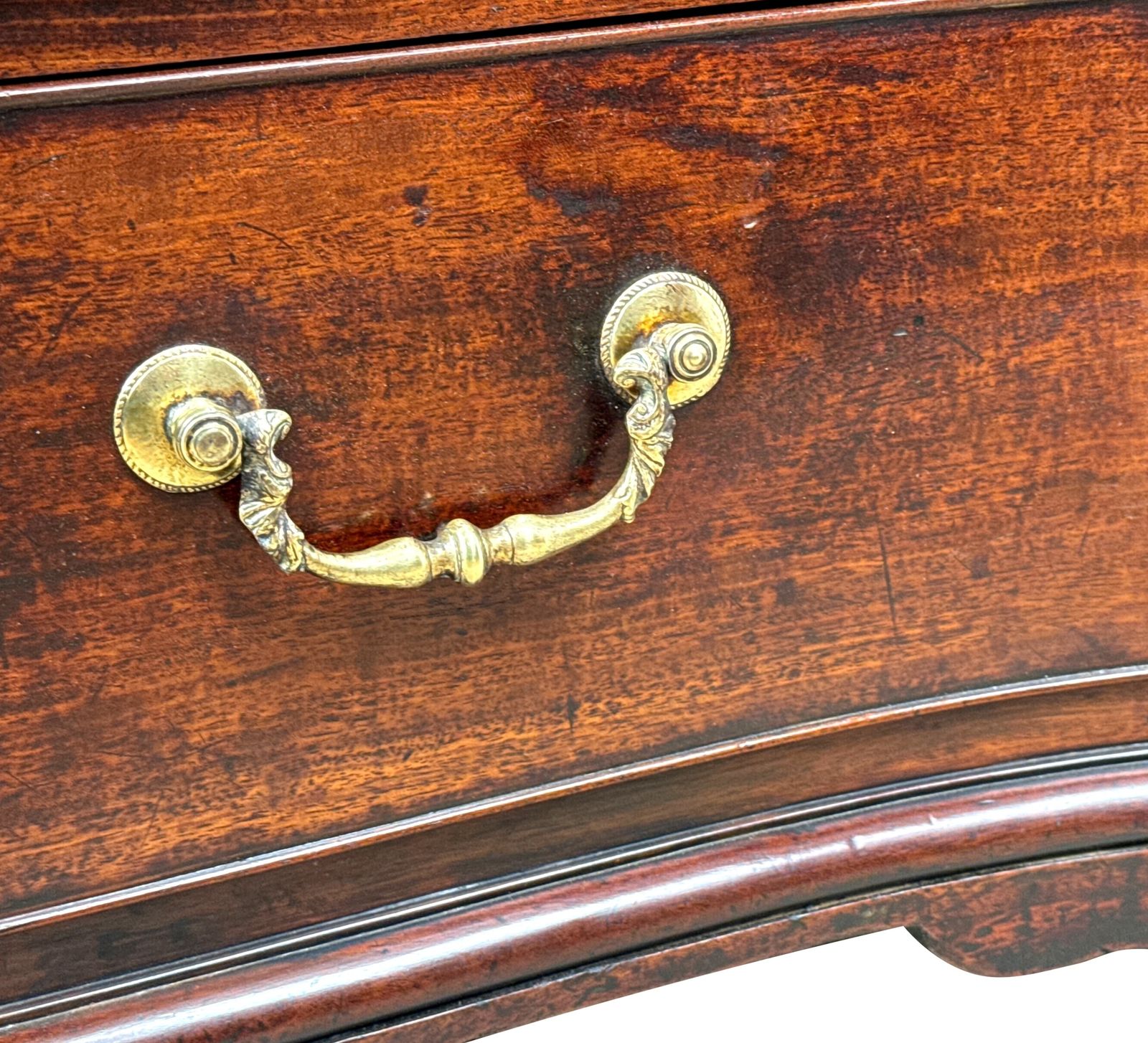 Fine 18th Century Mahogany Serpentine Commode Chest (England, Circa 1760) photo vintage