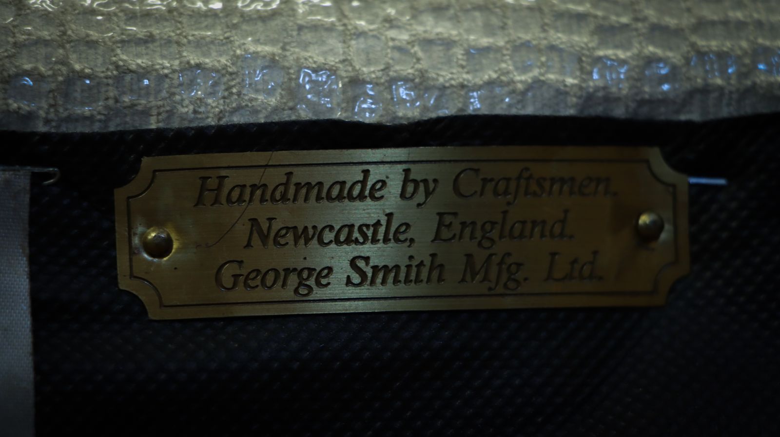 photo furniture George Smith Standard Arm Cushion Back 3 Seater Kravat Linen Silk Rrp£10000