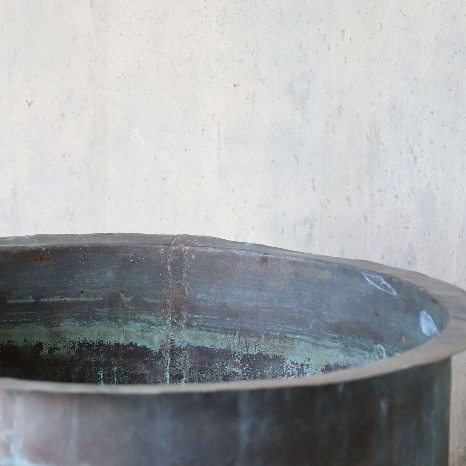 photo furniture Extra Large 19th Century English Copper Planter   Hand Riveted With Rich Natural Patina
