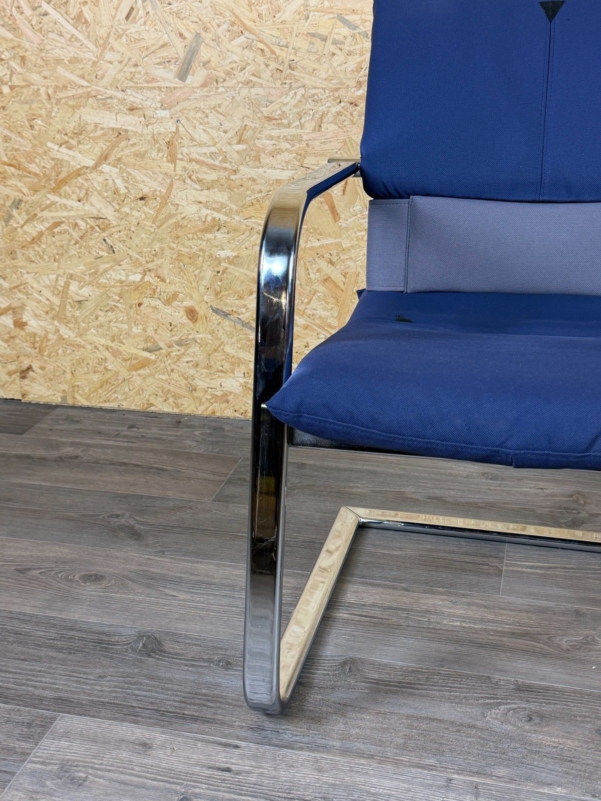 1990s Vitra Figura Cantilever Chair Design Mario Bellini Object X Metal & Fabric photo Furniture