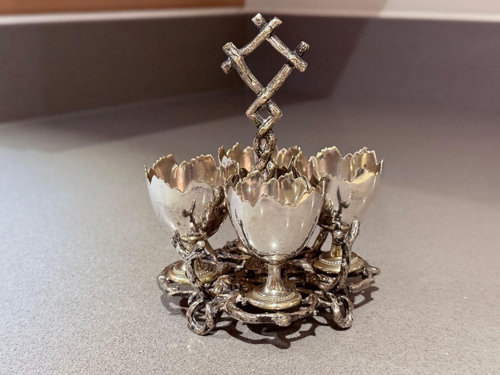 Antique Silverplated Egg Cup Stand Four Small Egg Holders Ornate Victorian Style photo Home Decor