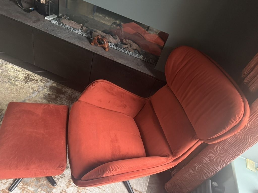 Boconcept Reno Armchair With Swivel Function And Matching Footstool In Burnt Orange / Terracotta photo buy