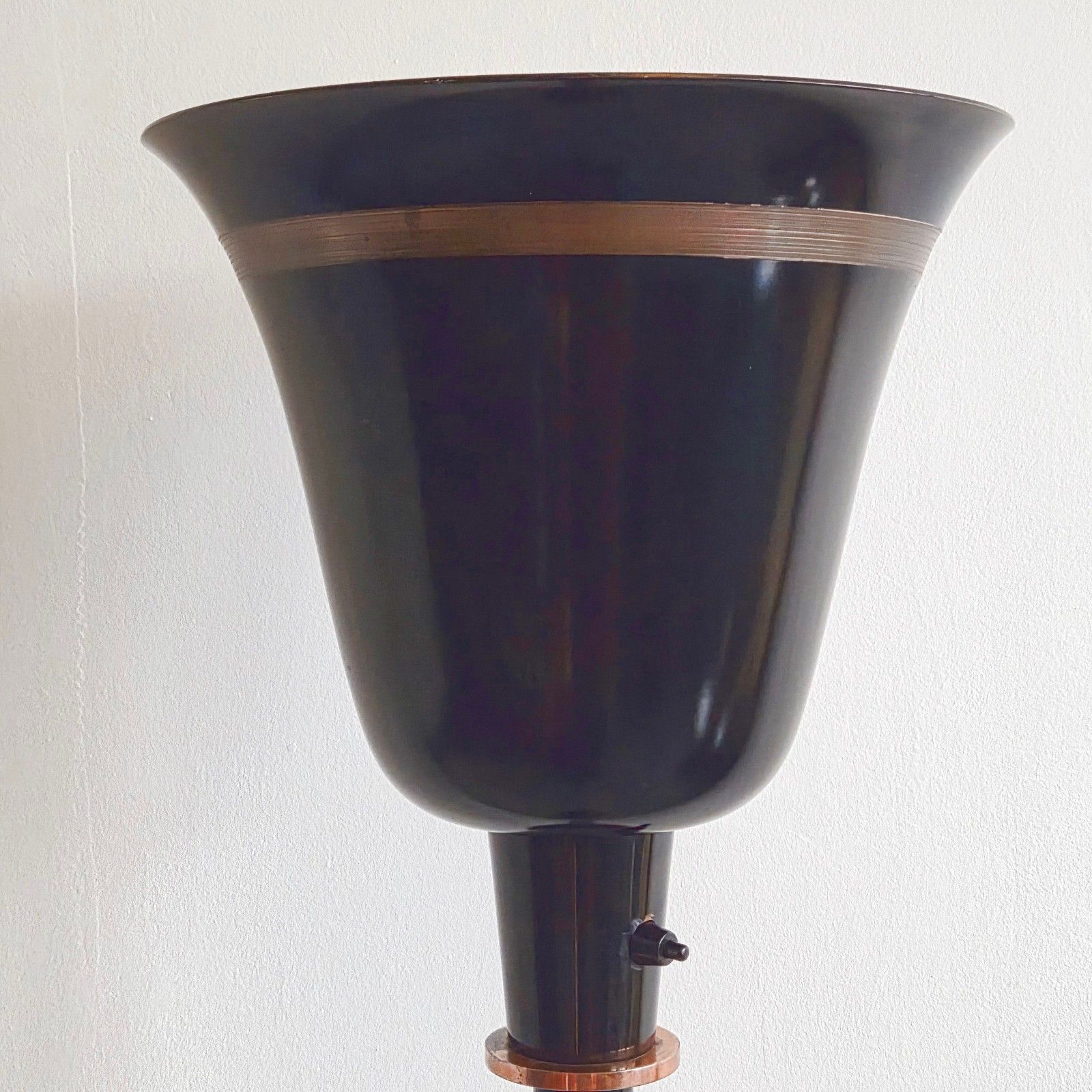 photo furniture Vintage 1920 1930s Black Metal & Brass Copper Art Deco Floor Lamp 20 30s Retro