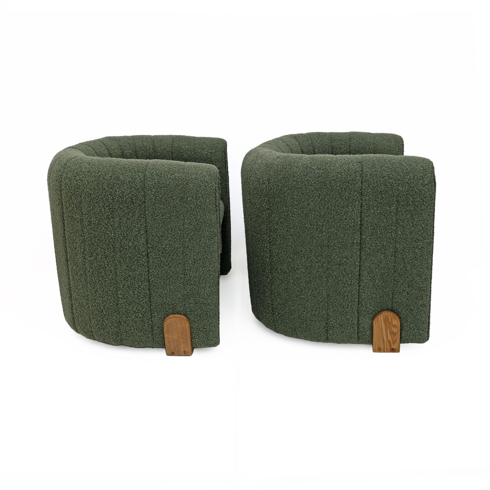 photo furniture Pair Of Italian Design Bouclè Armchairs