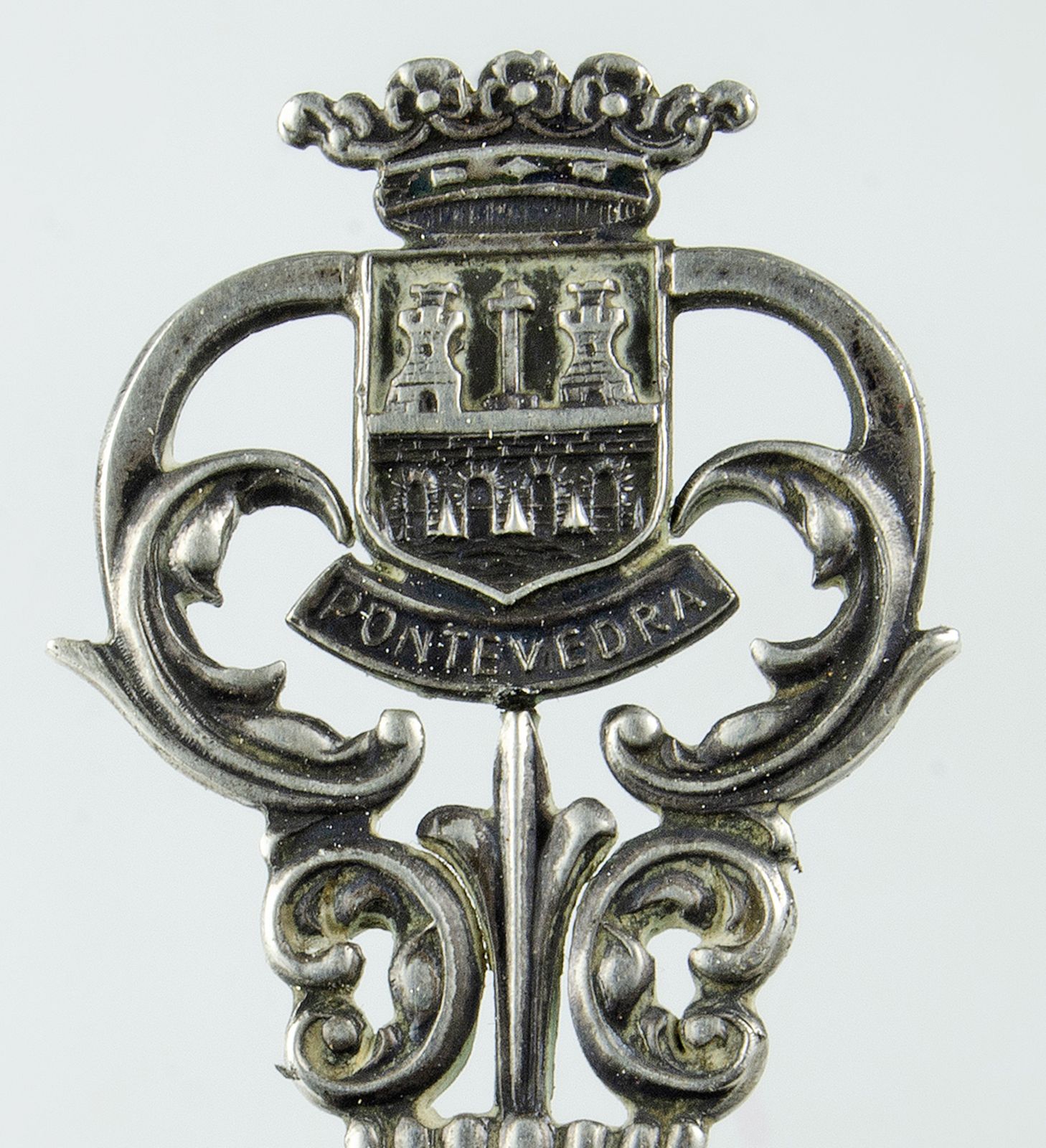 Century Silver Heraldic Souvenir Spoon With 5 Pesetas Coin Bowl Featuring King Alfonso XII, Spain photo for sale
