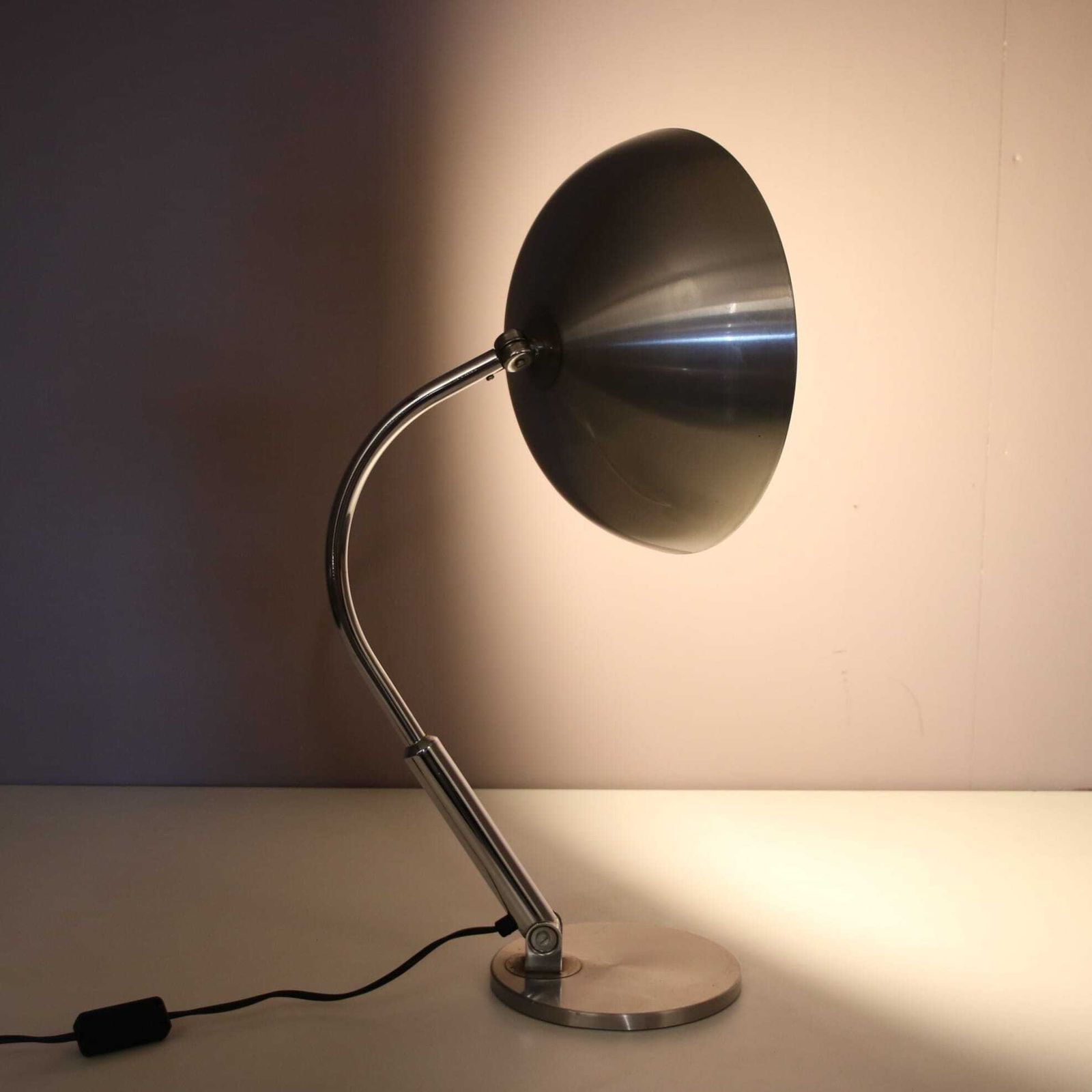 photo vinterior 1950s Bauhaus Style Desk Lamp By H. Busquet For Hala, Netherlands