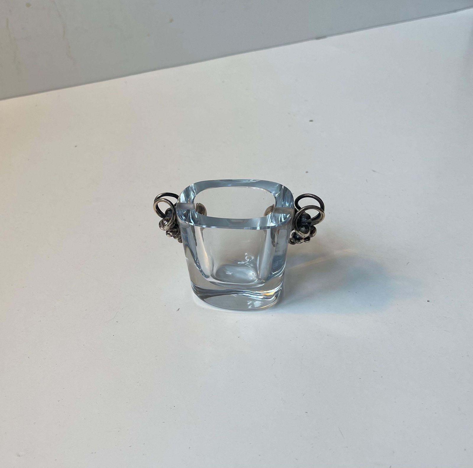 Art Deco Swedish Grace Crystal Vase W. Silver Grapes Dragsted & Strombergshyttan photo vinterior