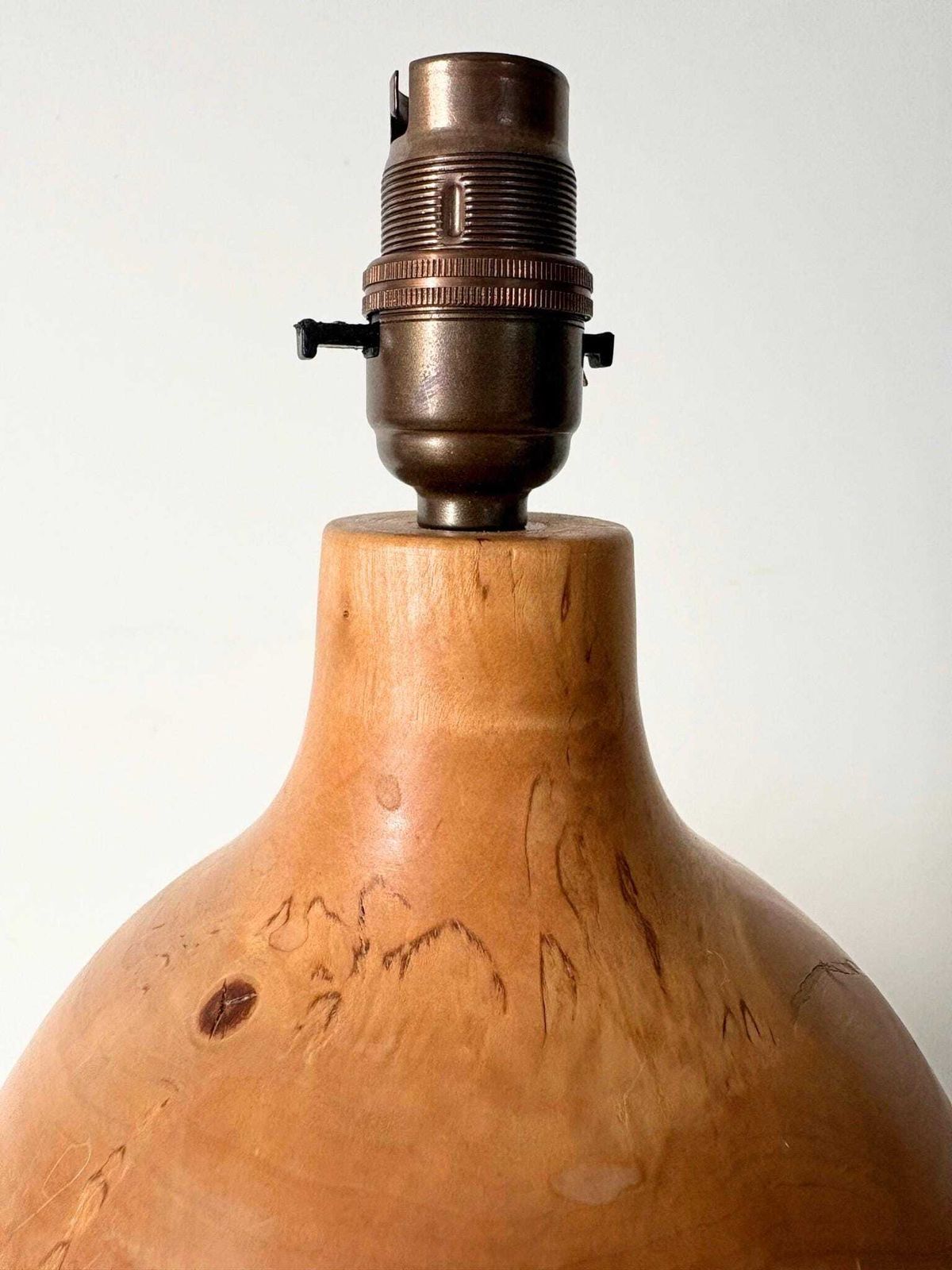 Organic Scandinavian Mid Century Table Lamp In Teardrop Shade, Rewired And Pat Tested Mid Century Accent Light In Solid Turned Maple Wood photo Lighting