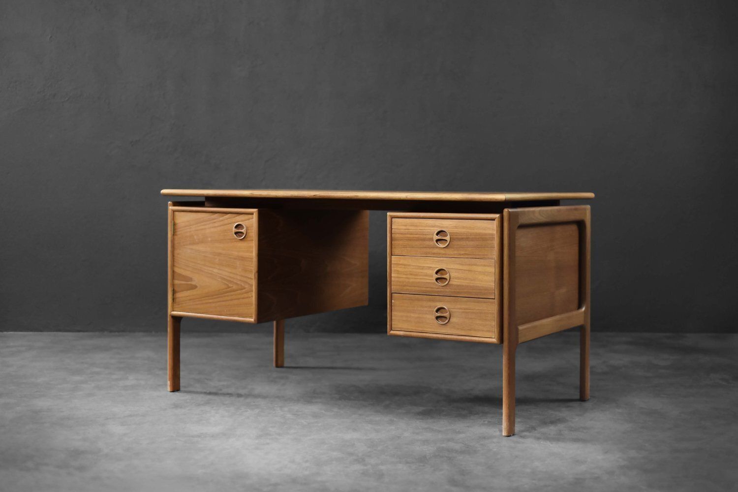 Vintage Danish Teak Desk By Arne Vodder For Gv Møbler, 1960s photo buy