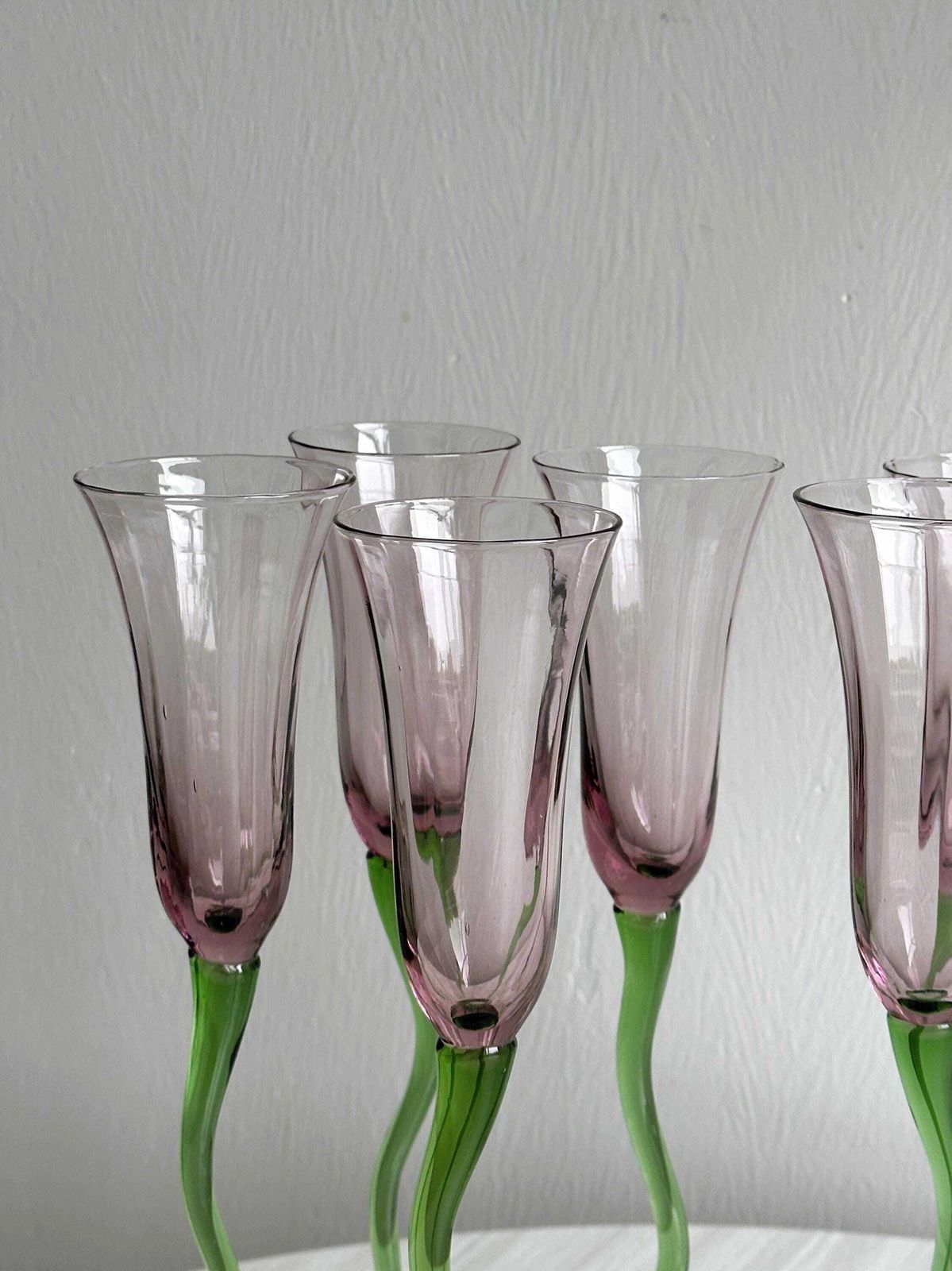 Set Of 6 Blown Glass Champagne Glasses, Green Twisted Feet, Translucent Pink Tulip, Unique And Elegant Table Decoration, Gift photo furniture