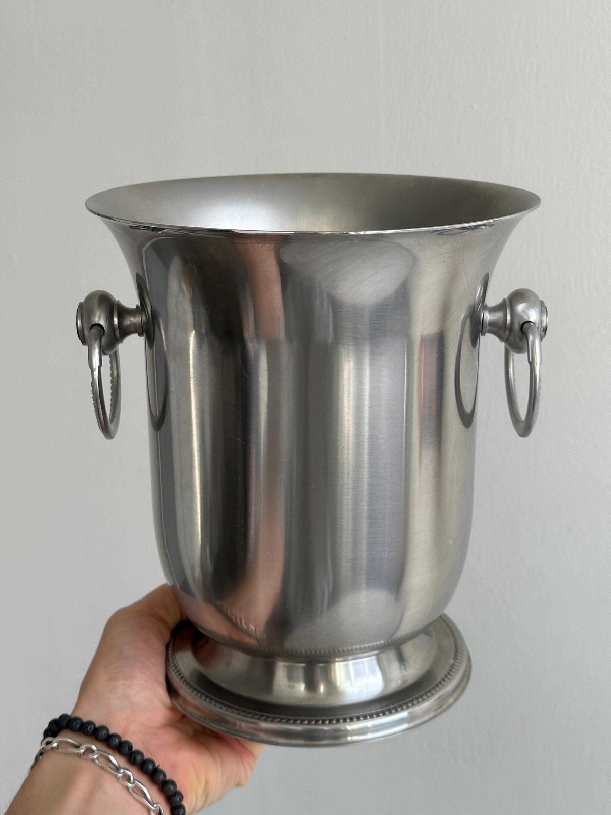 Silver Metal Champagne Bucket, Elegant Stainless Steel Accessory, Letang Remy Style, Chic Table Decoration For Buffet Or Reception, Gift photo vinterior