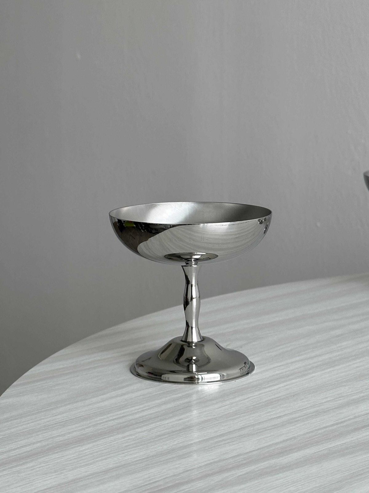 6 coupelles sur pied en inox, style Letang Remy, fabrication française, art de la table en métal, service à dessert, idée cadeau. photo for sale