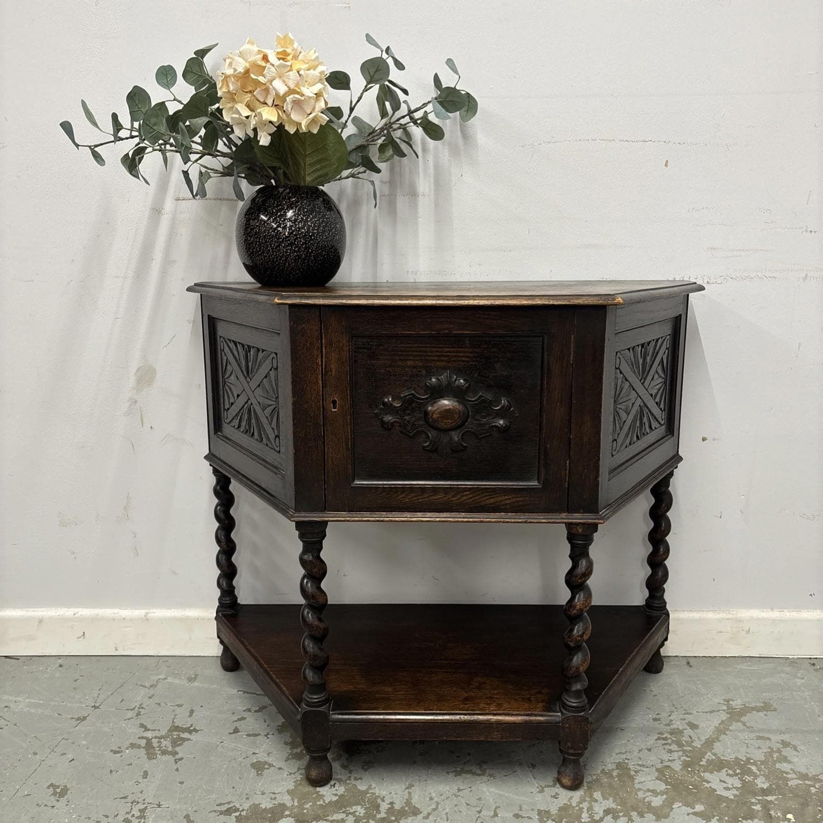 Vintage Oak Credence Table With Barley Twist Legs