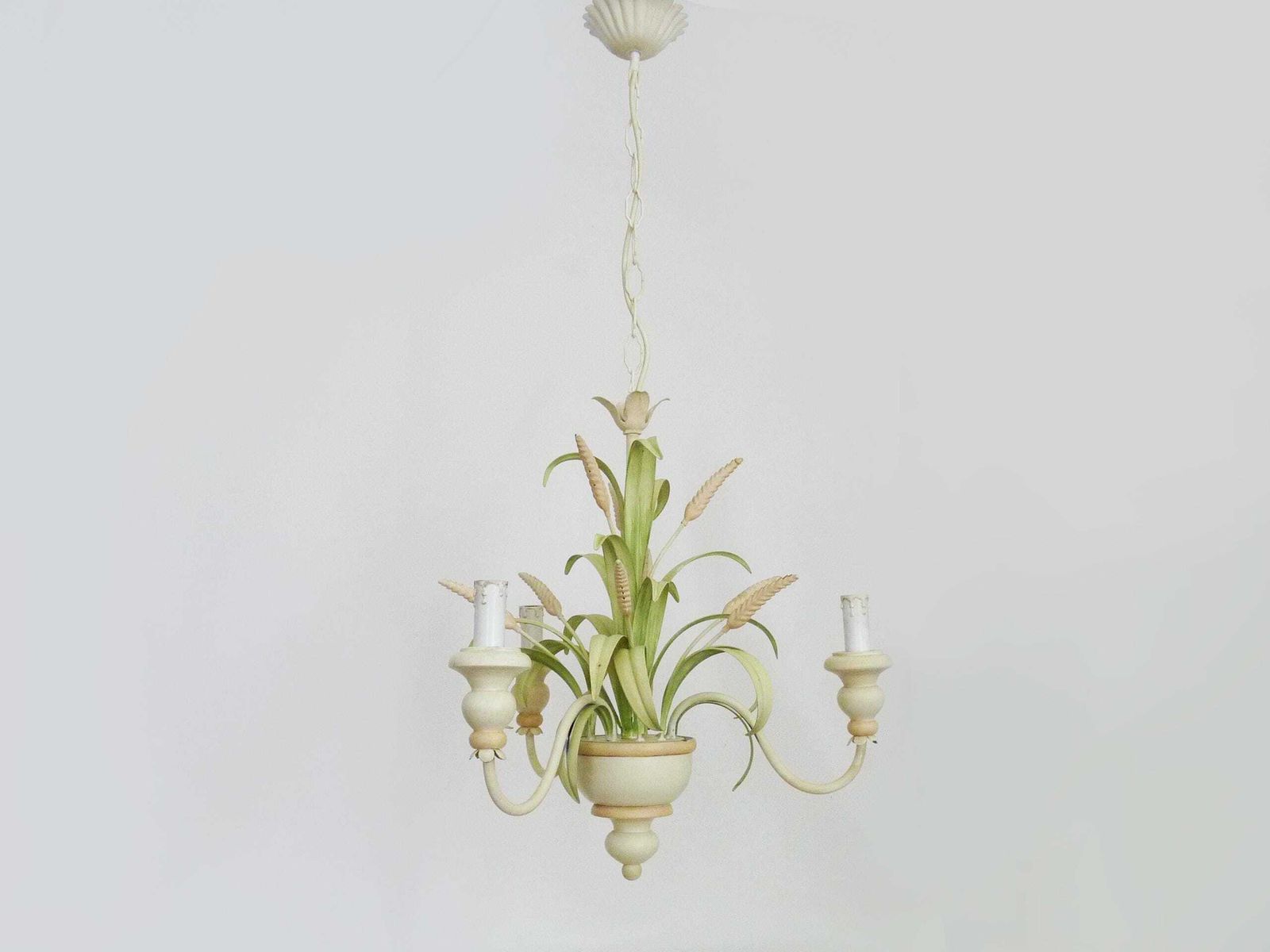 Vintage Masca Wheat Ear Chandelier In Off White And Pastel Green Metal, Antique Lighting, 3 Light Chandelier photo Lighting