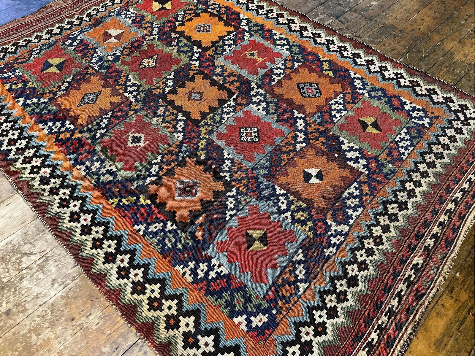 photo for sale Antique Qashqai Kilim 2.30m X 1.59m