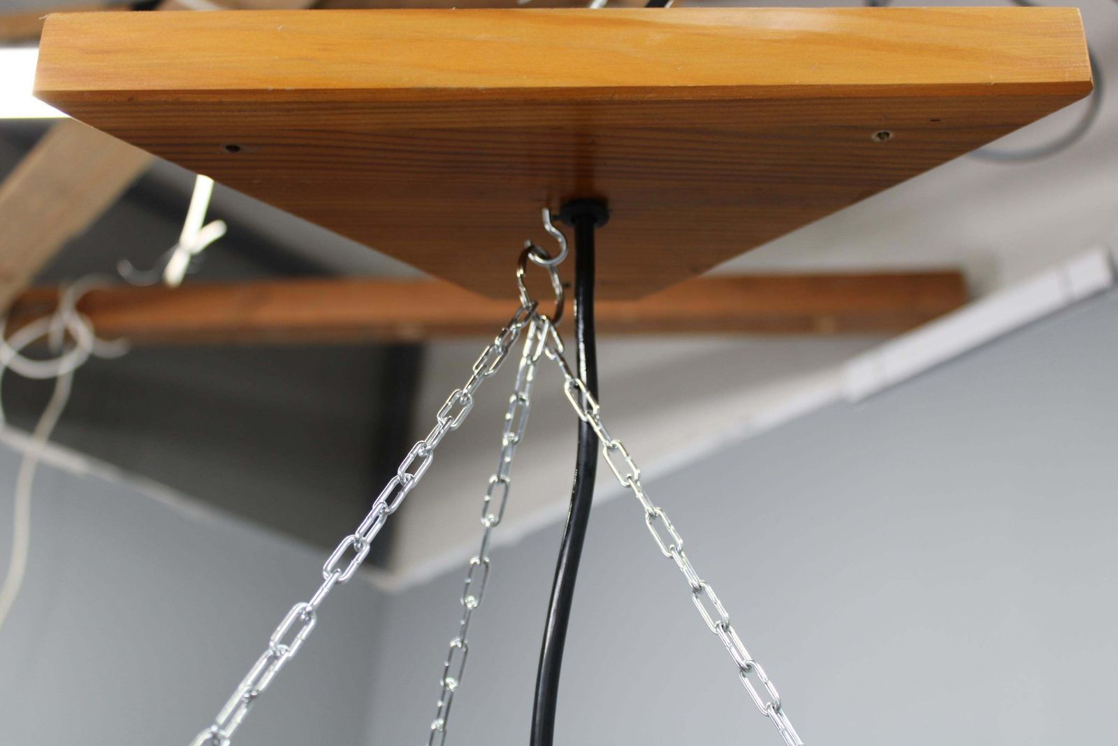 photo vinterior 1970s Czechoslovakian Rattan & Pine Pendant Light, Three Shade Chandelier