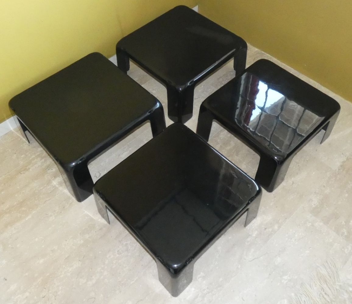 Set Of 4 "Quattro Gatti" Stackable Tables By Mario Bellini For C&B Italia, 1967 photo for sale