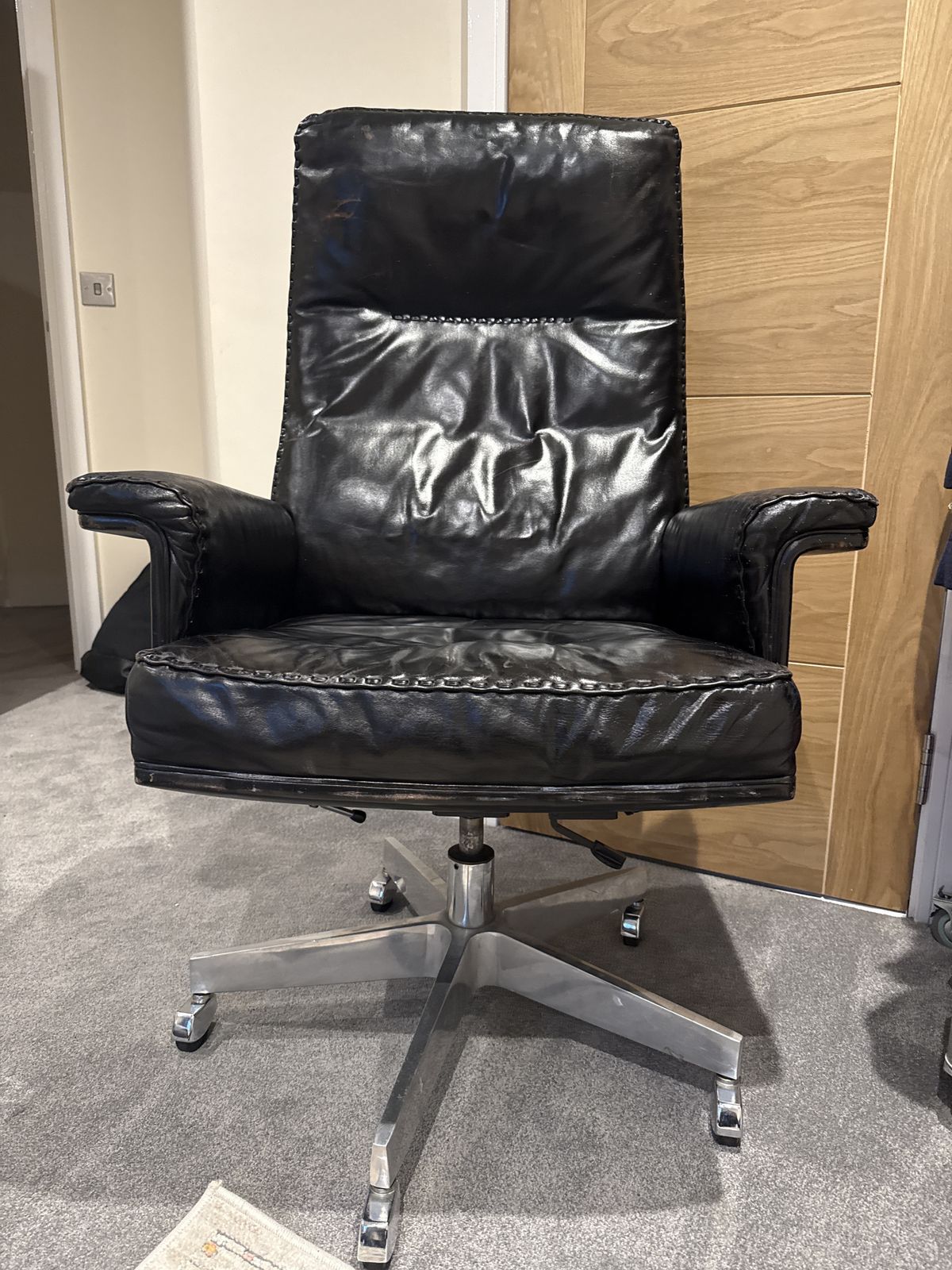 Mid 20th Century Design De Sede Desk Chair