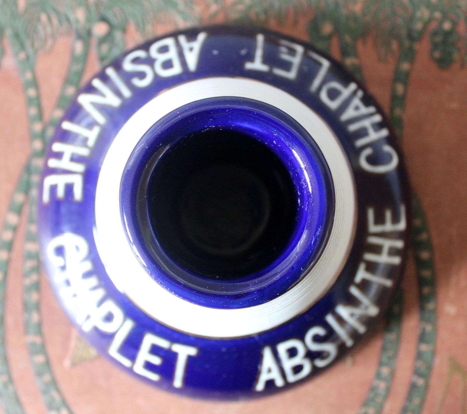 photo vinterior Vintage Ribbed Porcelaine French Pyrogene, Match Striker, Match Holder, Collector Advertising, Blue And White, Gold Rims, Absinthe Chaplet