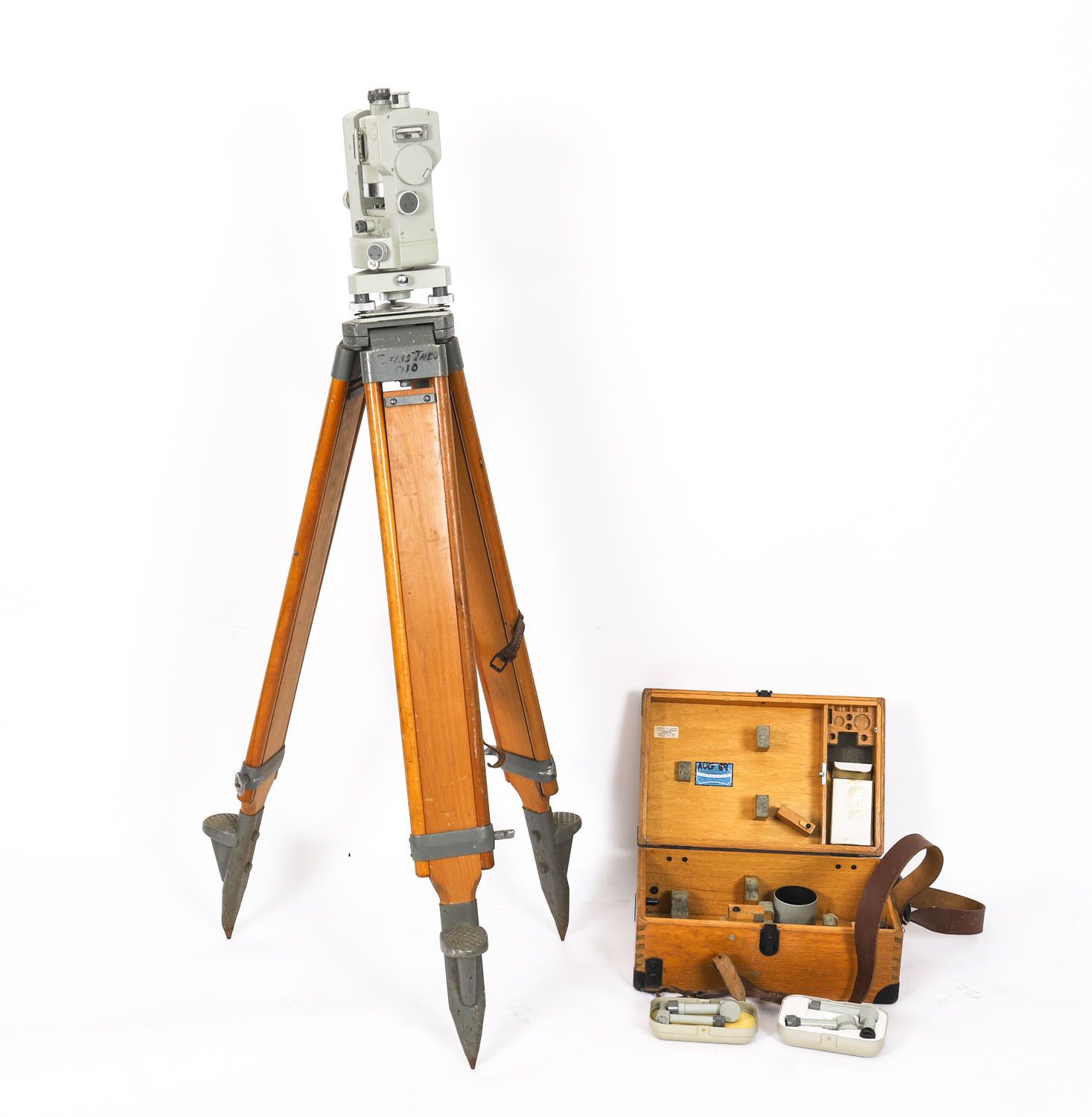 Vintage Carl Zeiss 'Theo 010' Theodolite & Tripod & Case  Mid 20th C photo furniture