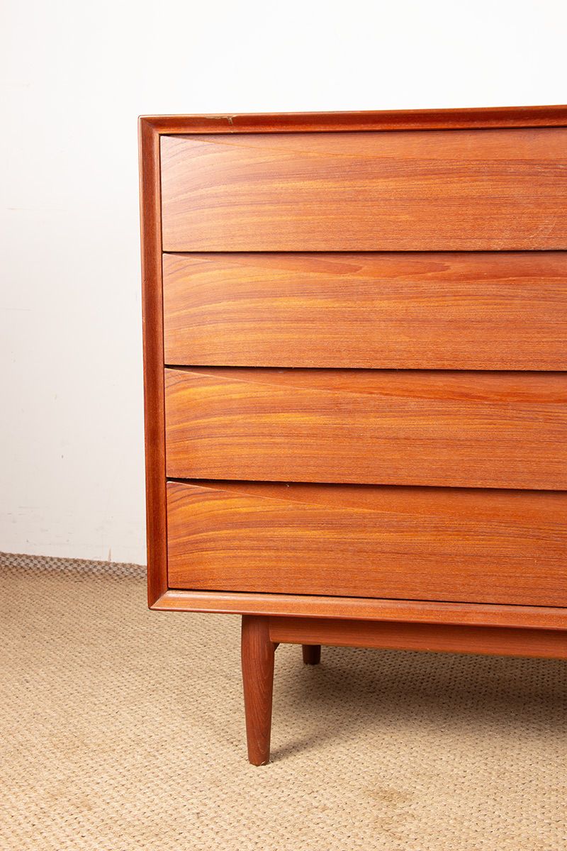 Danish Teak Chest Of Drawers, 4 Drawers By Arne Vodder For Sibast 1960. photo buy