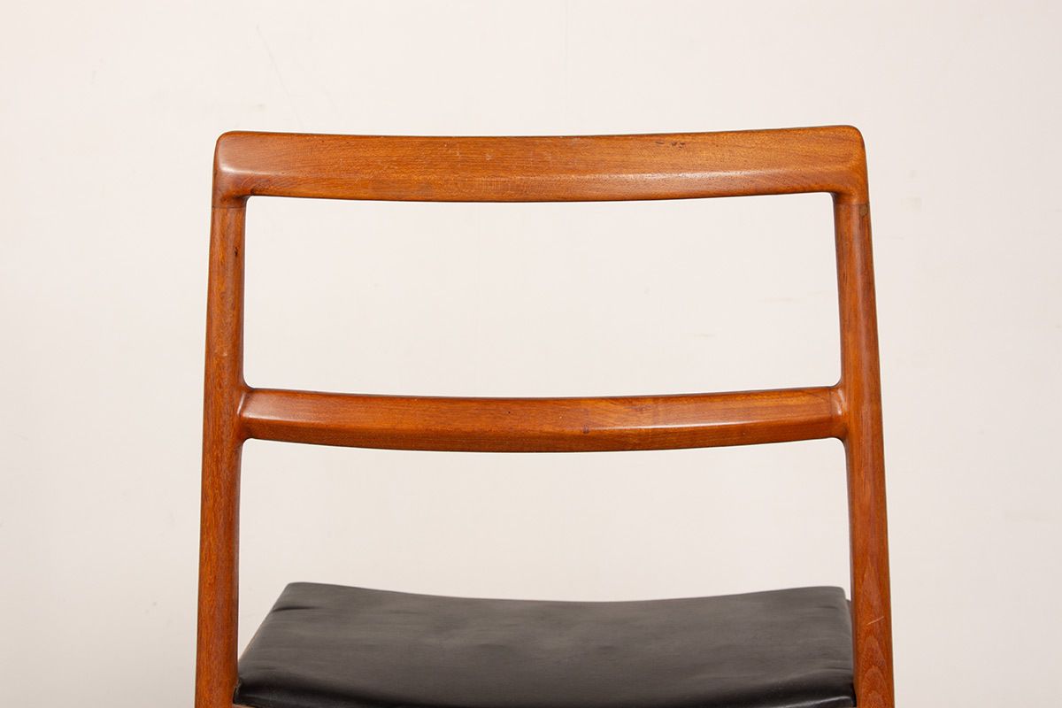 3400.0 Ensemble de 4 chaises danoises en teck et cuir, modèle 430, par Arne Vodder pour Sibast, 1960. photo