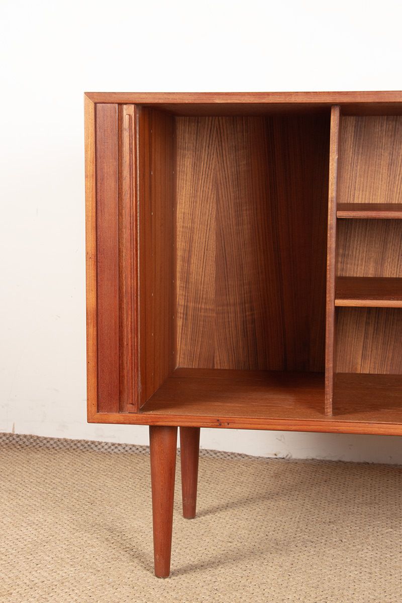 Buffet danois en teck modèle 42 par Kai Kristiansen pour Feldballes Mobelfabrik, 1960. photo buy