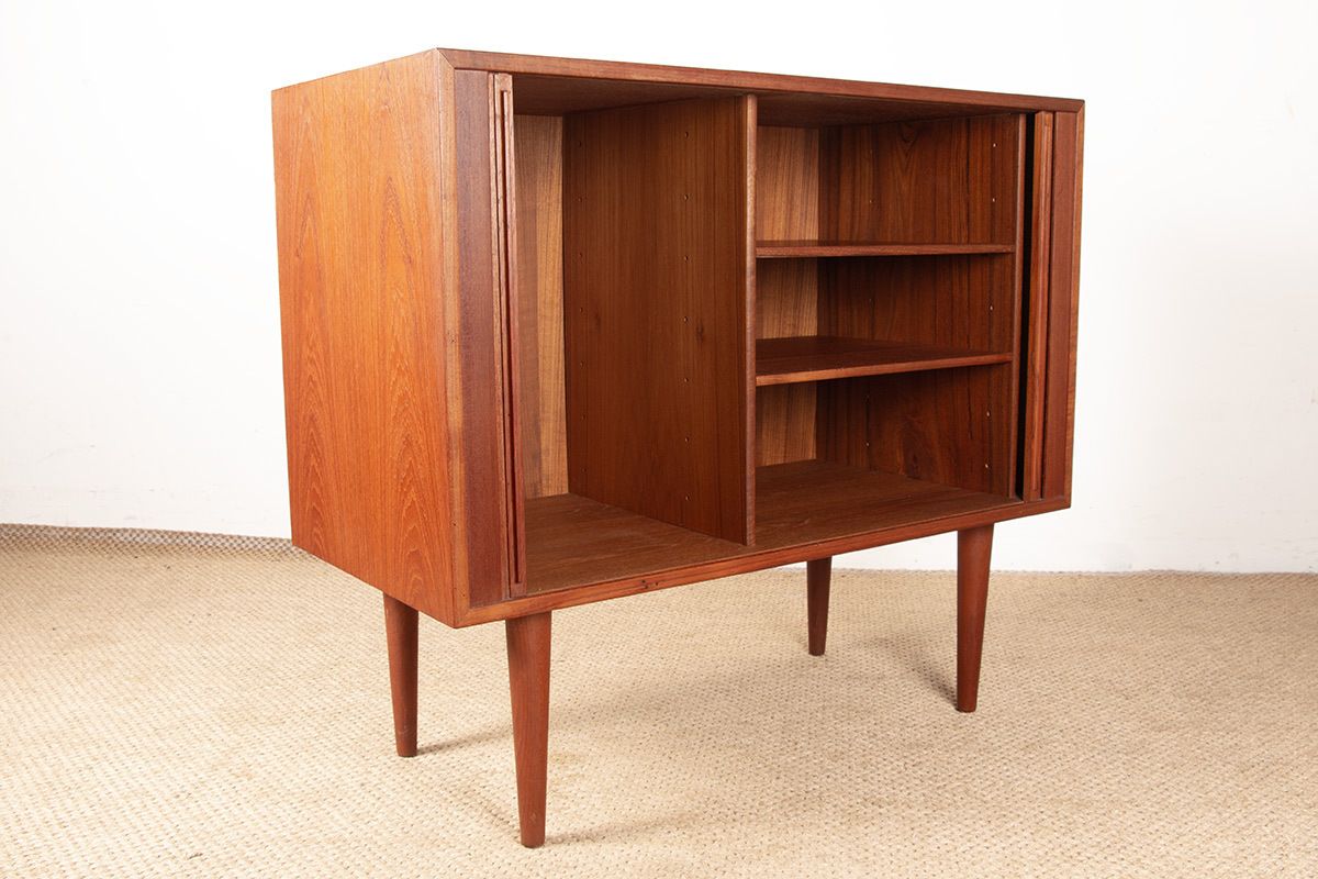 Buffet danois en teck modèle 42 par Kai Kristiansen pour Feldballes Mobelfabrik, 1960. photo vintage