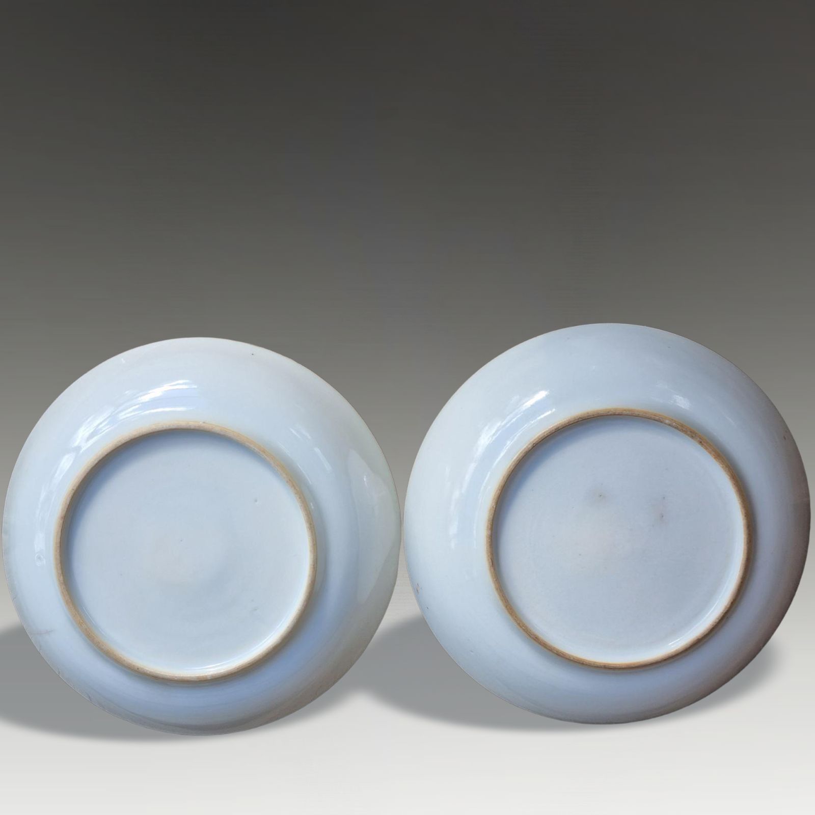 Chinese Qianlong Period 18thc Pair Of  Export Dishes Gilded B&W Circa 1760 photo buy
