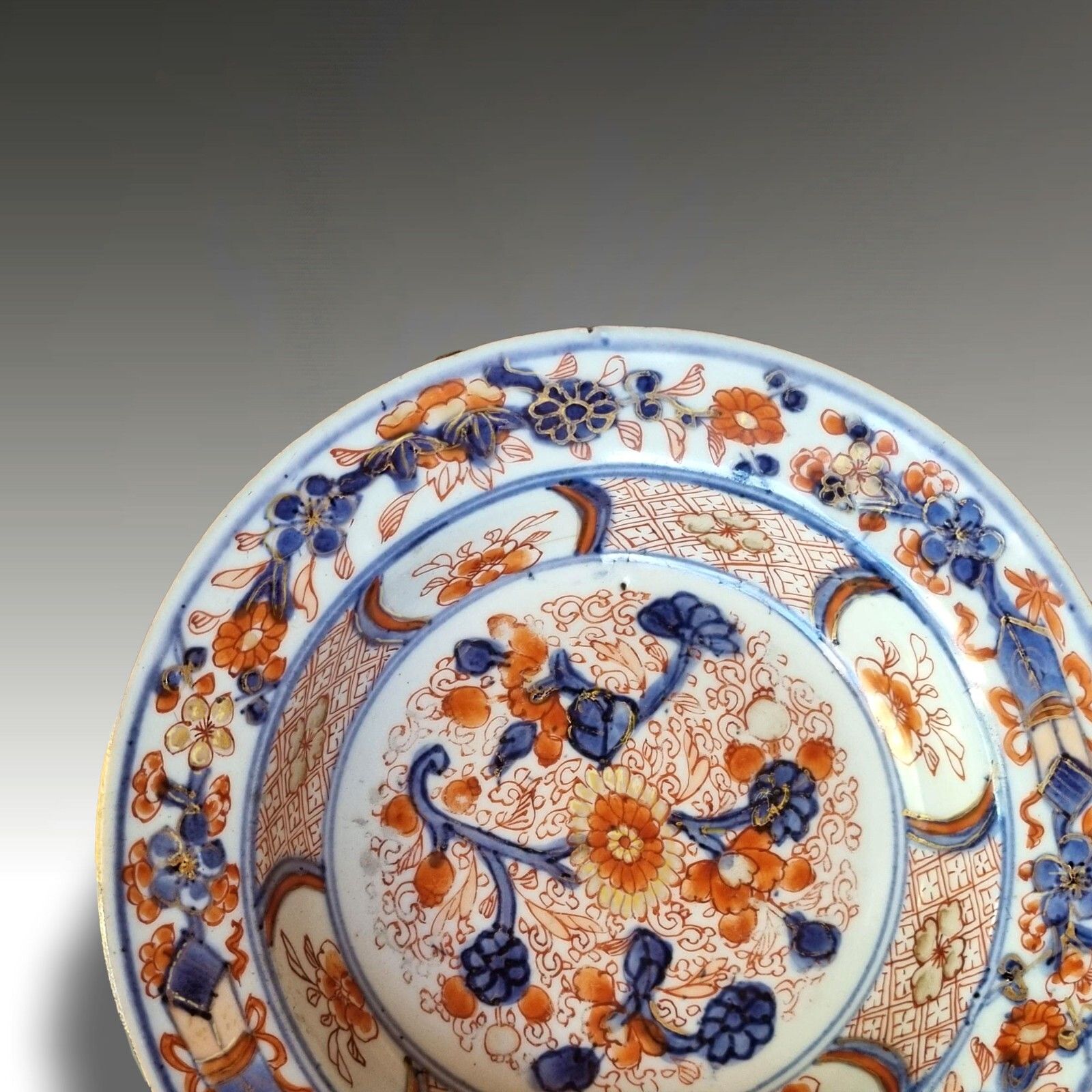 Chinese "Imari" Dish  Kangxi /Yongzheng Period  Superb Quality  1st Quarter18thc photo furniture