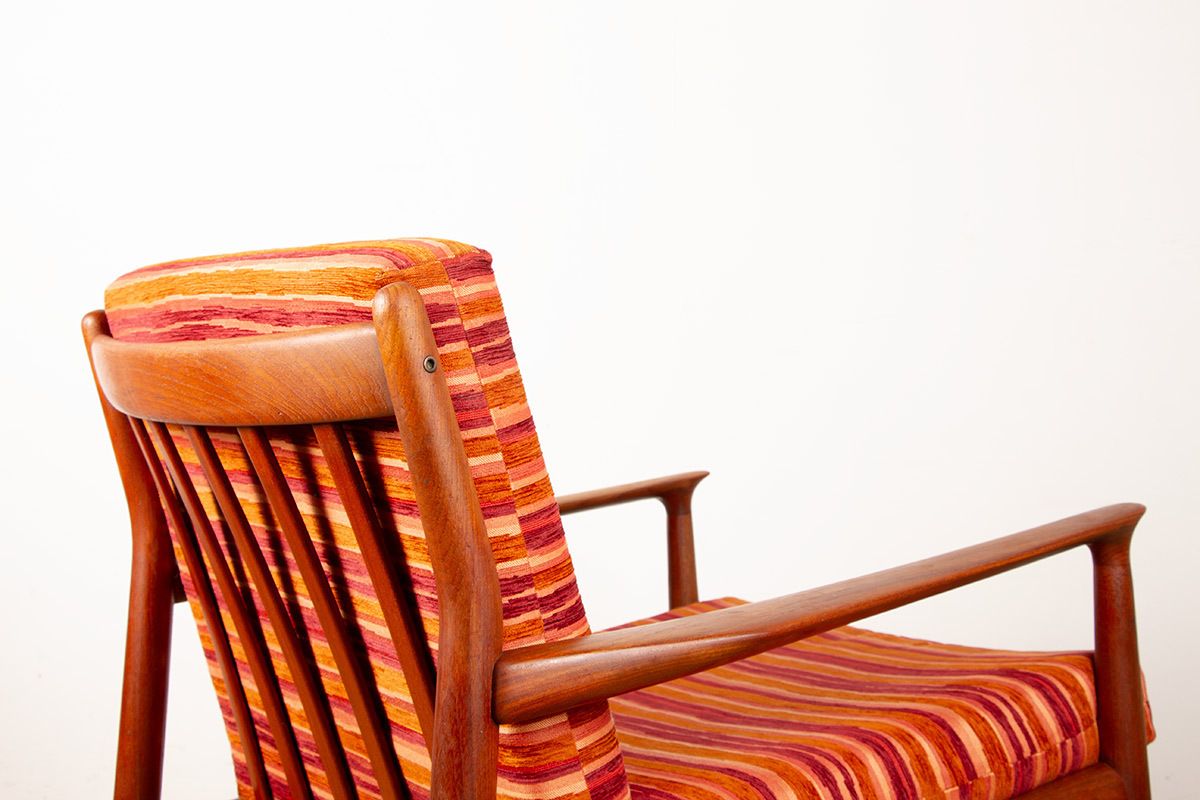 Pair Of Danish Armchairs In Solid Teak And Fabric, Model Gm5 By Svend Aage Eriksen For Glostrup 1960. photo for sale