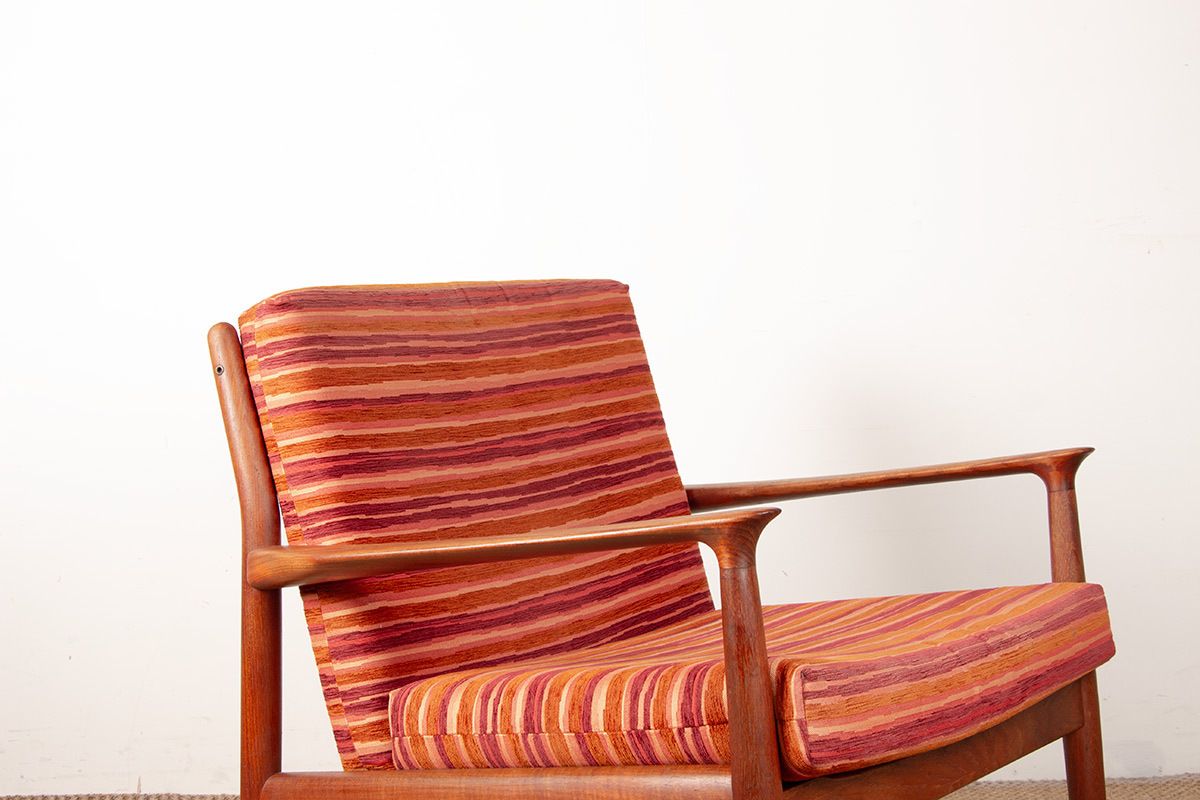Paire de fauteuils danois en teak massif et tissu, modèle GM5, par Svend Aage Eriksen pour Glostrup, 1960. photo buy