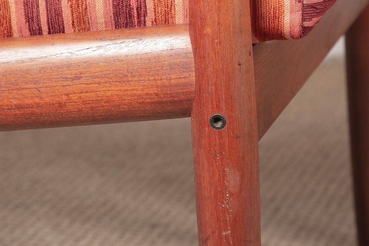 photo buy Paire de fauteuils danois en teak massif et tissu, modèle GM5, par Svend Aage Eriksen pour Glostrup, 1960.