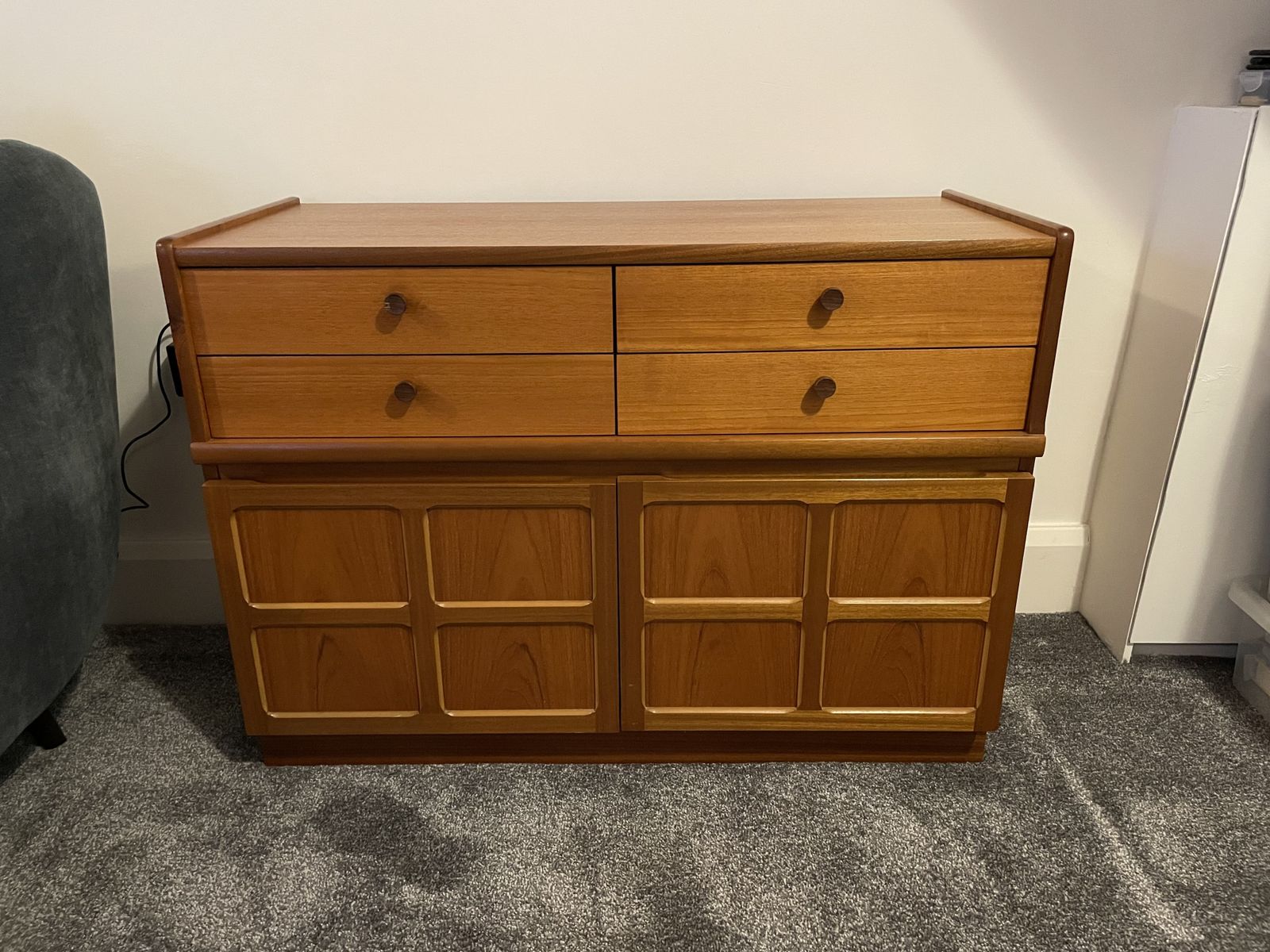 Nathan Parker Knoll Squares Vintage Mid Century Teak Sideboard
