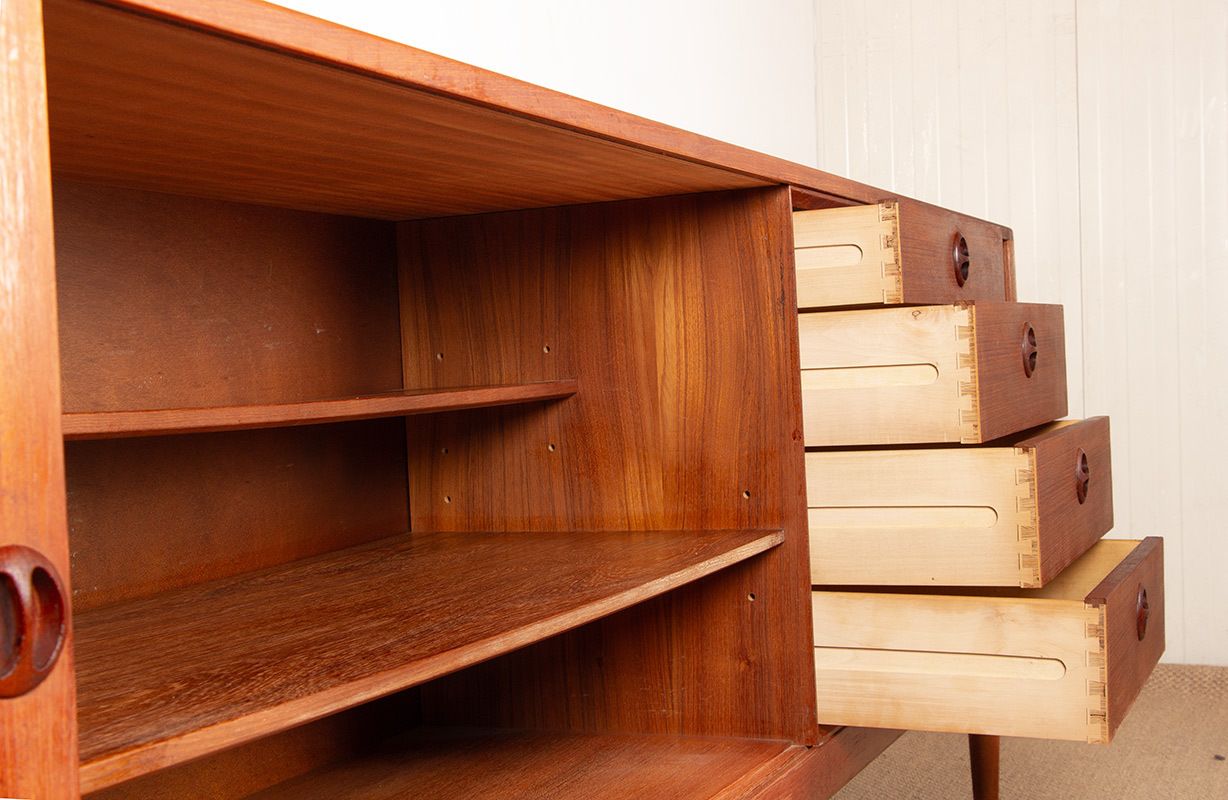 Mobilier Enfilade danoise en teck modèle 42, par Harry Østergaard pour Randers Møbelfabrik, 1960. photo