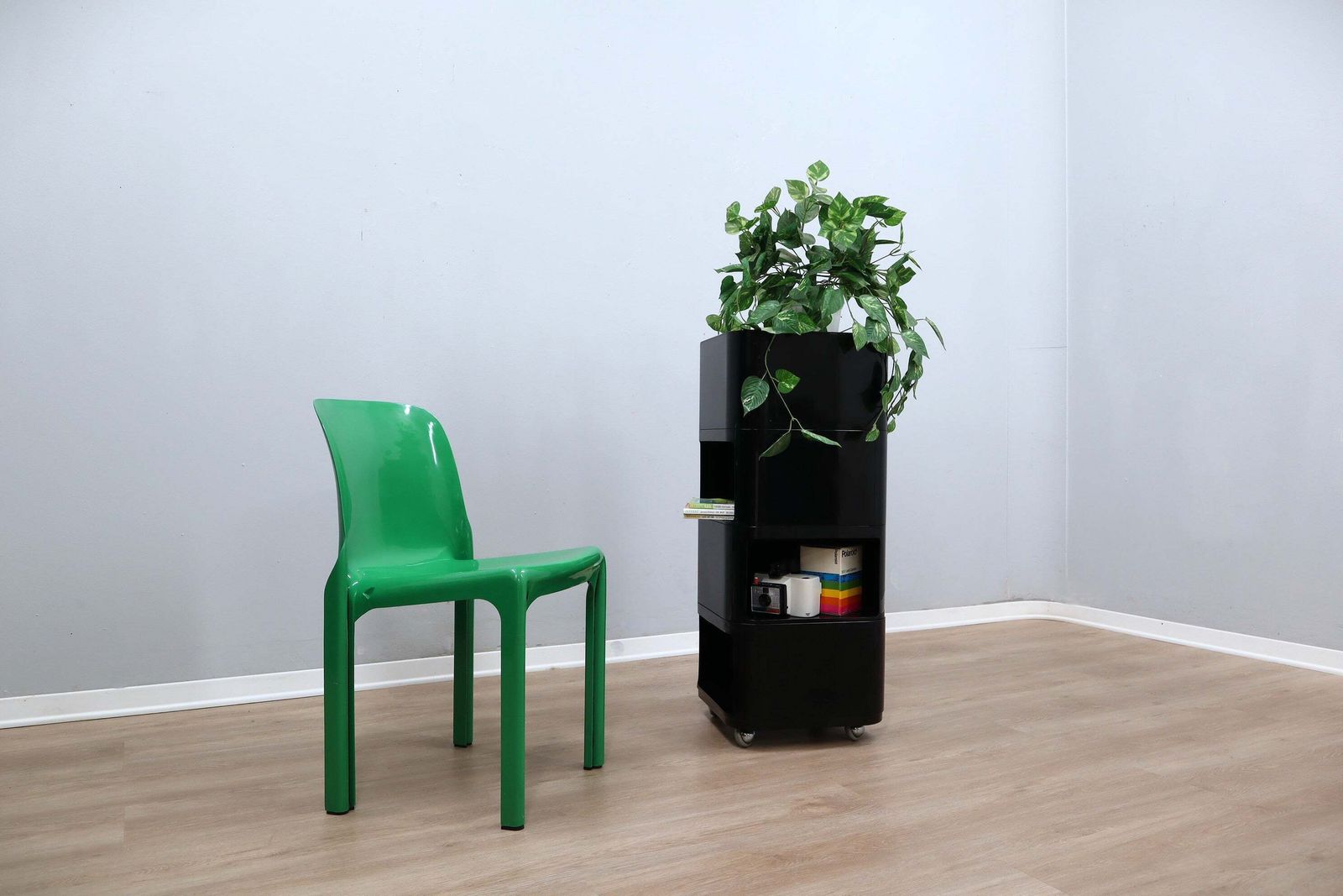 Kartell Componibili 4970 Anna Castelli Vintage Black Modular Trolley 1960s photo furniture