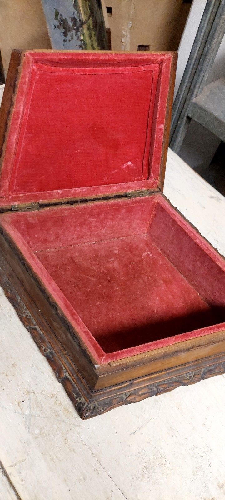 Antique Rhomboidal Carved Wood Cilegio Box 19th Century Italy photo vinterior