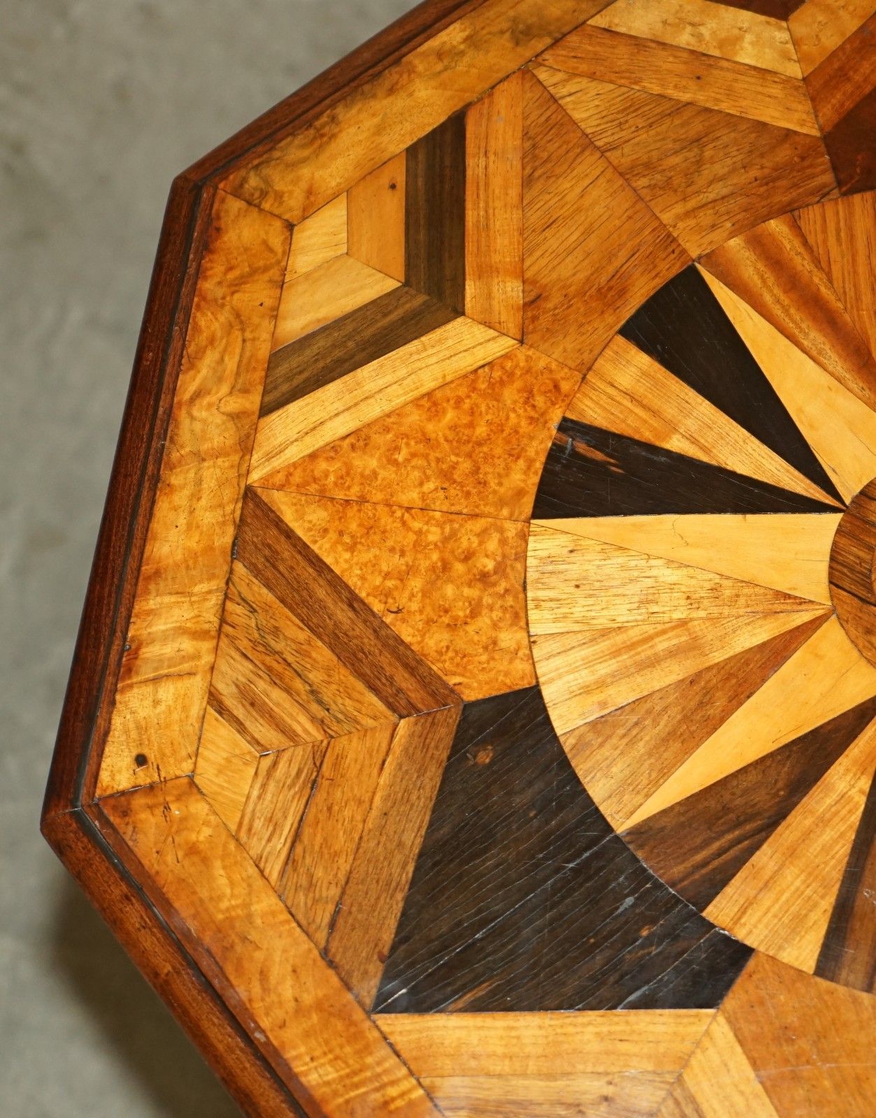 Sublime Cir 1800 Antique Specimen Wood Occasional Tilt Top Table Burr Walnut Oak photo vinterior