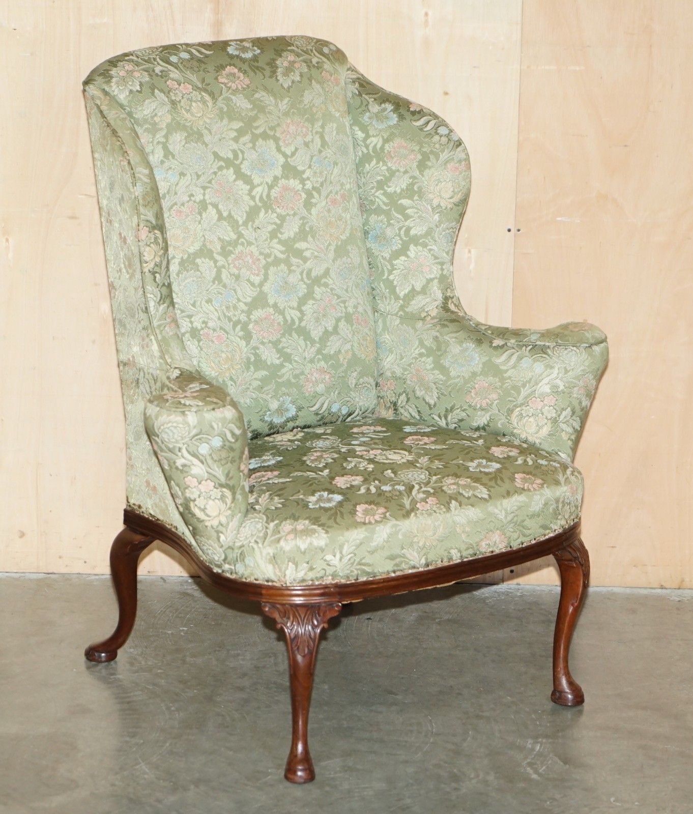 Sublime Antique Howard & Son's William Morris Mahogany Framed Wingback Armchair photo furniture