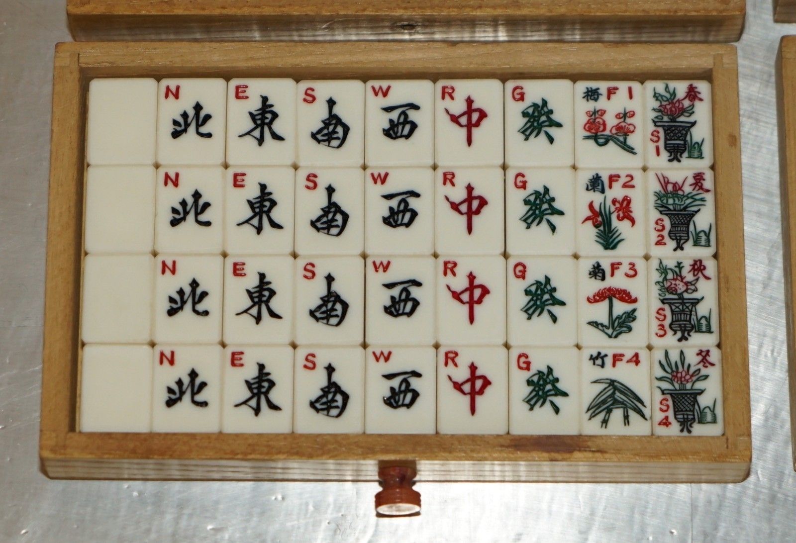 Vintage Collectable Mahjong Circa 1960's Chinese Export Period Hand Carved Case photo 395.0