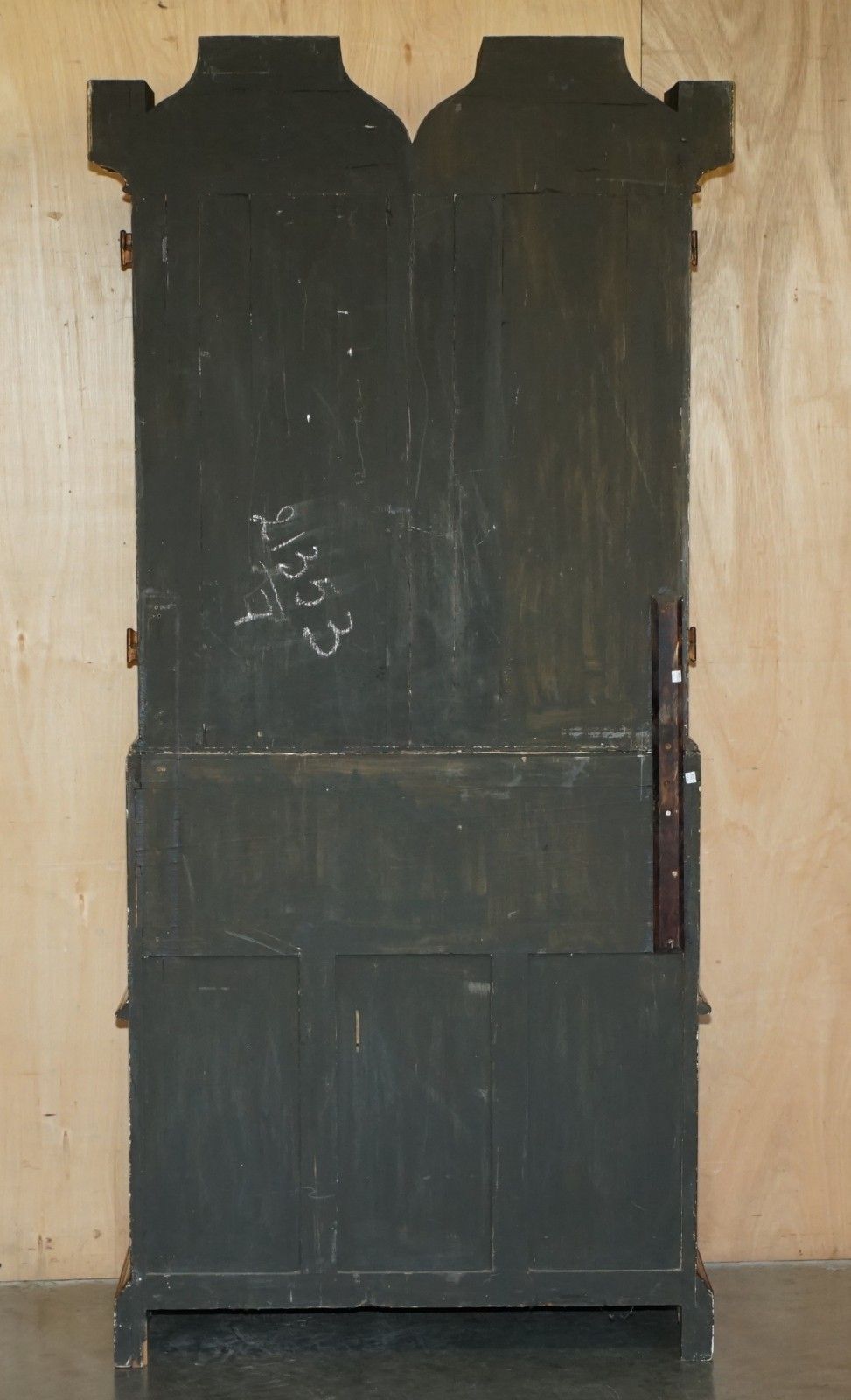photo vinterior Circa 1900 Venetian Chinoiserie Decorated Parcel Gilt Bureau Bookcase Drawers