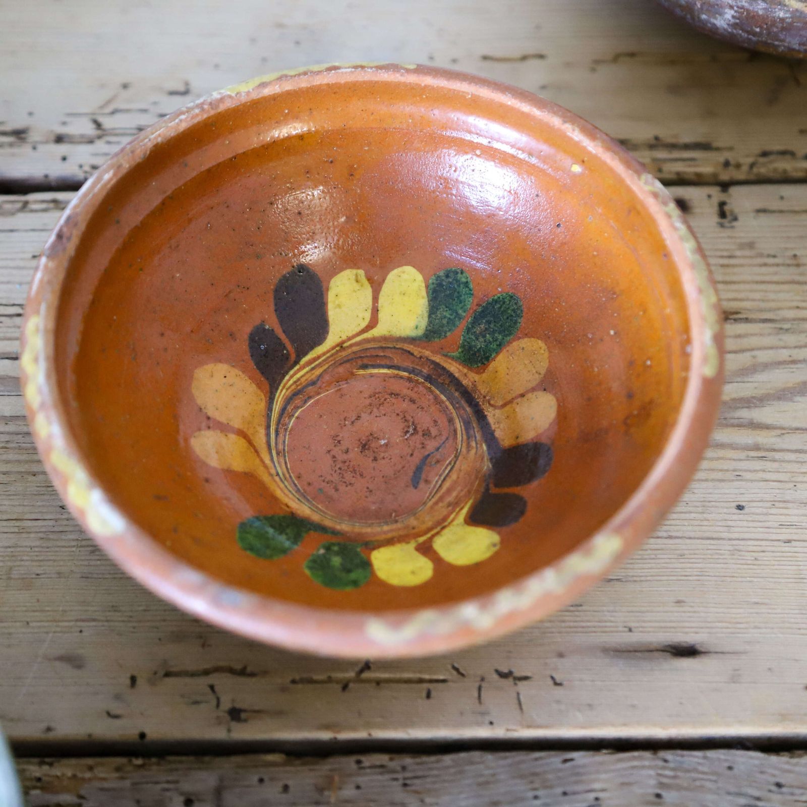 Early 20th Century C.1920s Welsh Vernacular Set Of Five Semi Glazed Earthenware Bowls photo for sale