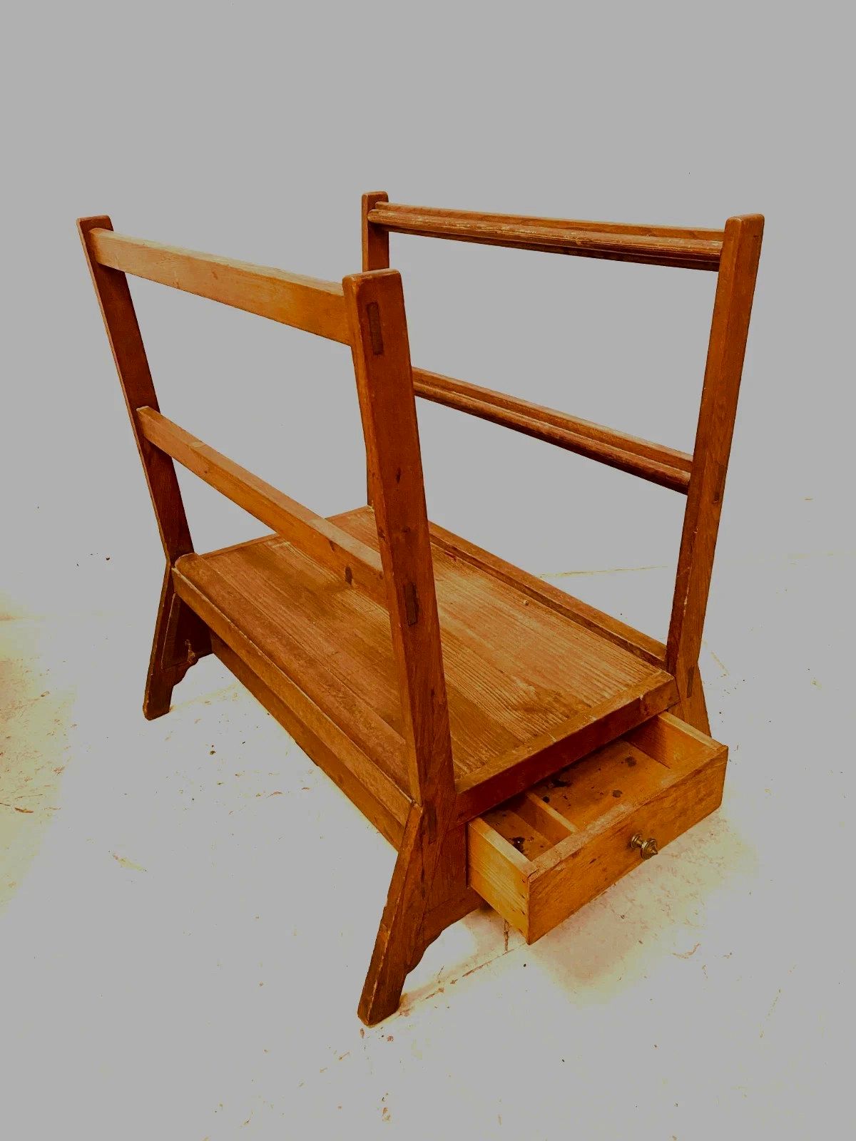 Solid Oak Drawing Cardboard Holder 20th Century photo 583.88