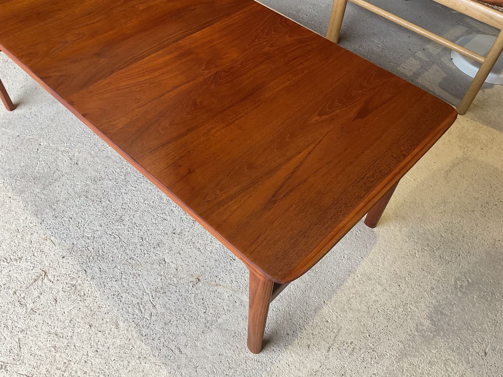 photo for sale Teak 640 Coffee Table By Peter Hvidt & Orla Mølgaard Nielsen For France & Søn