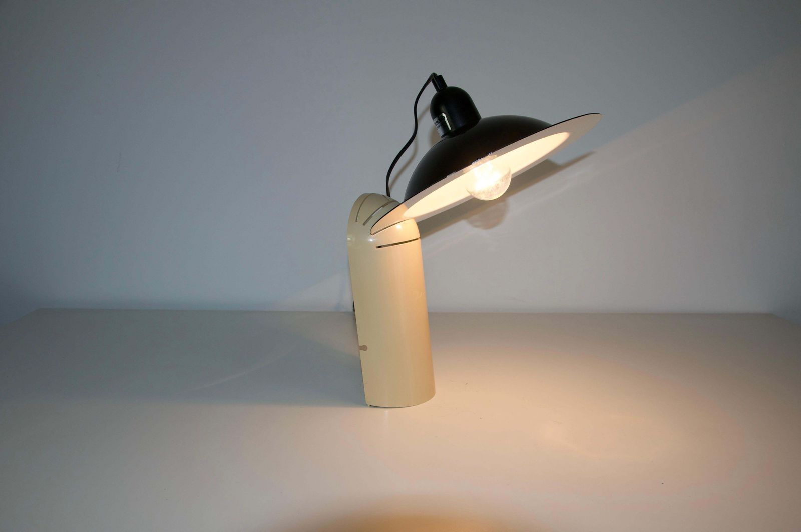 photo for sale Table Or Wall Lamp “Lampiatta” By D’urbino And Lomazzi For Stilnovo, Italy, 1971